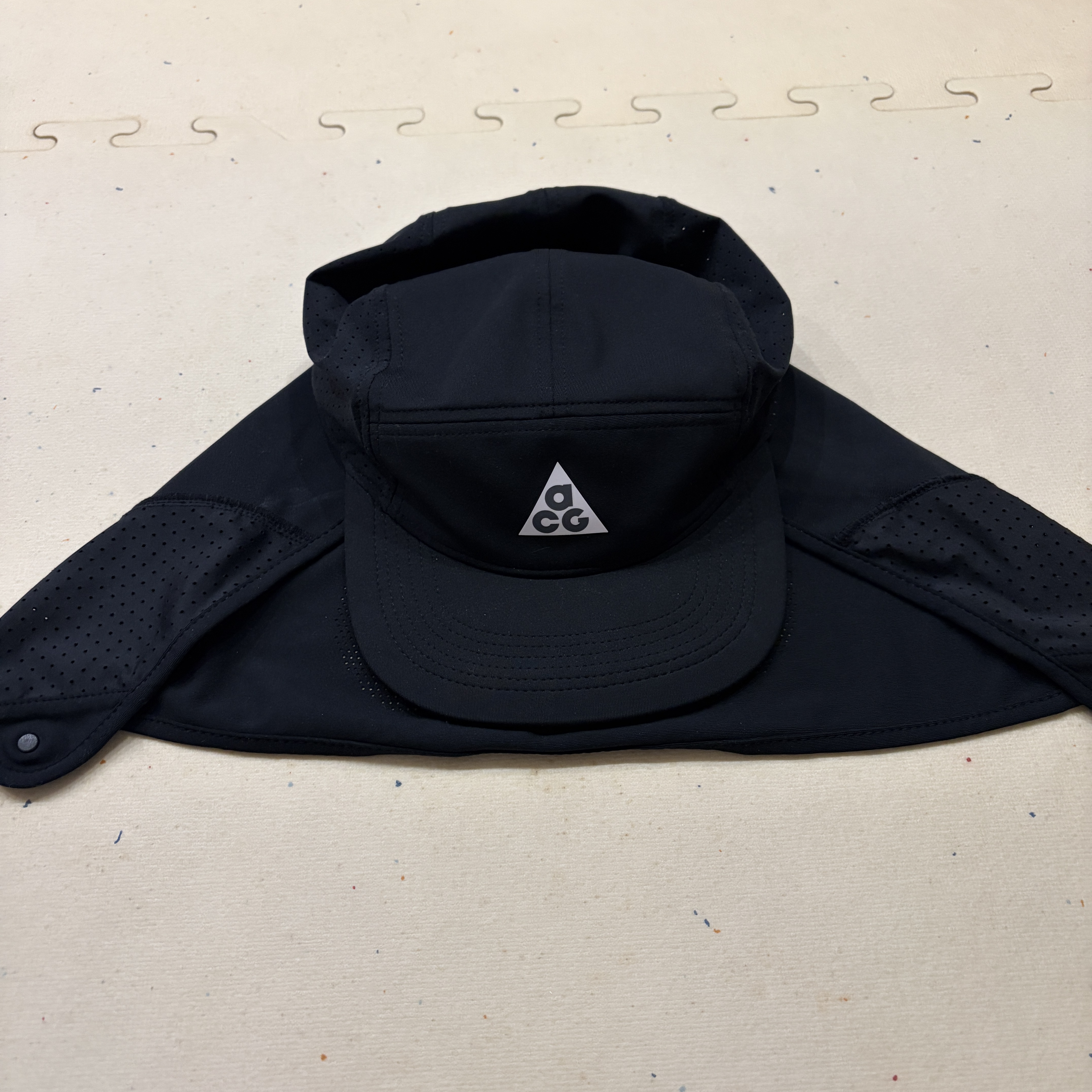 Nike ACG Fly Cap Black 착용 스타일 - 1