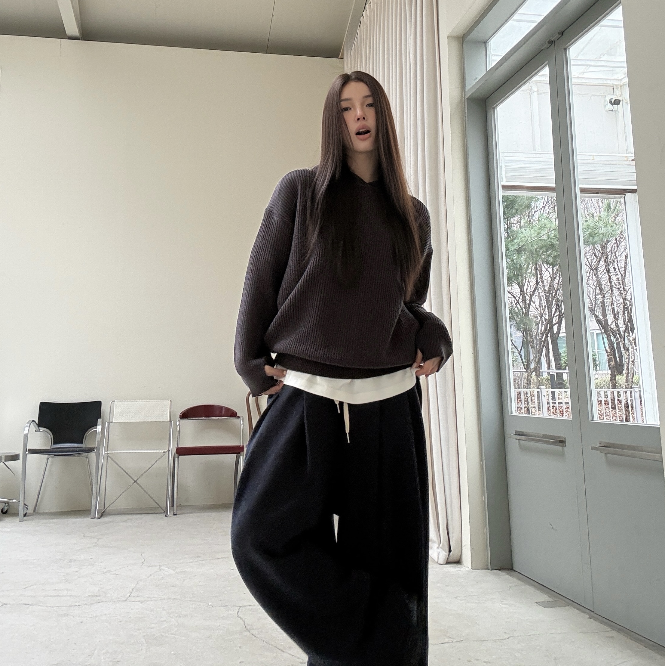 Polyteru Human Index Human Knit Hoodie Purple Charcoal 착용 스타일 - 1