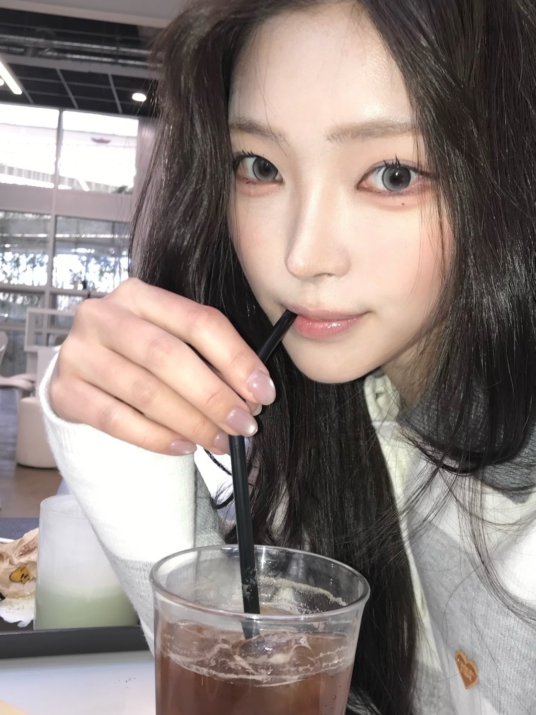 Knitted Stripe Rugby Collar Knit CLOUD 착용 스타일 - 2