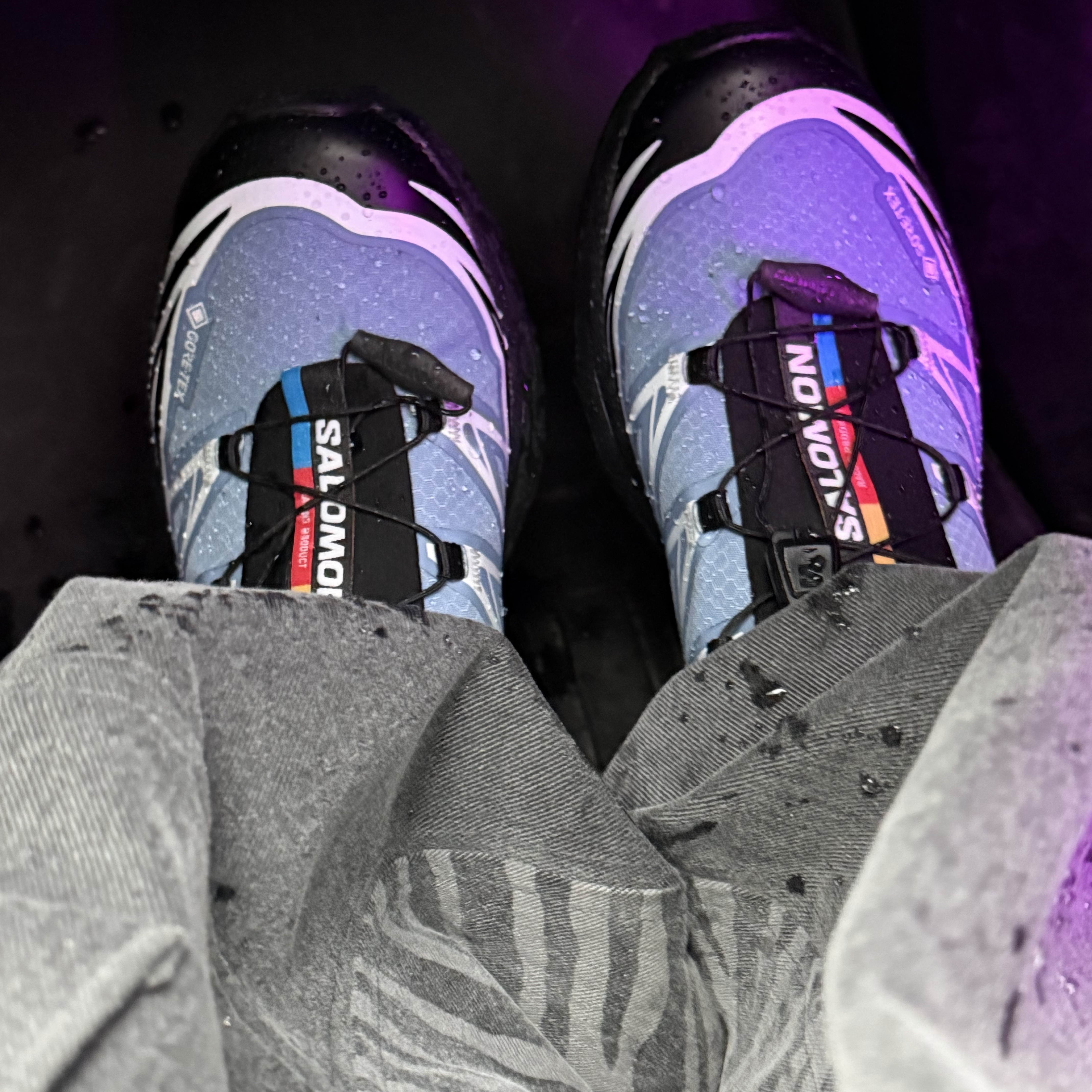 Salomon XT-6 GTX Black Infinity 착용 스타일
