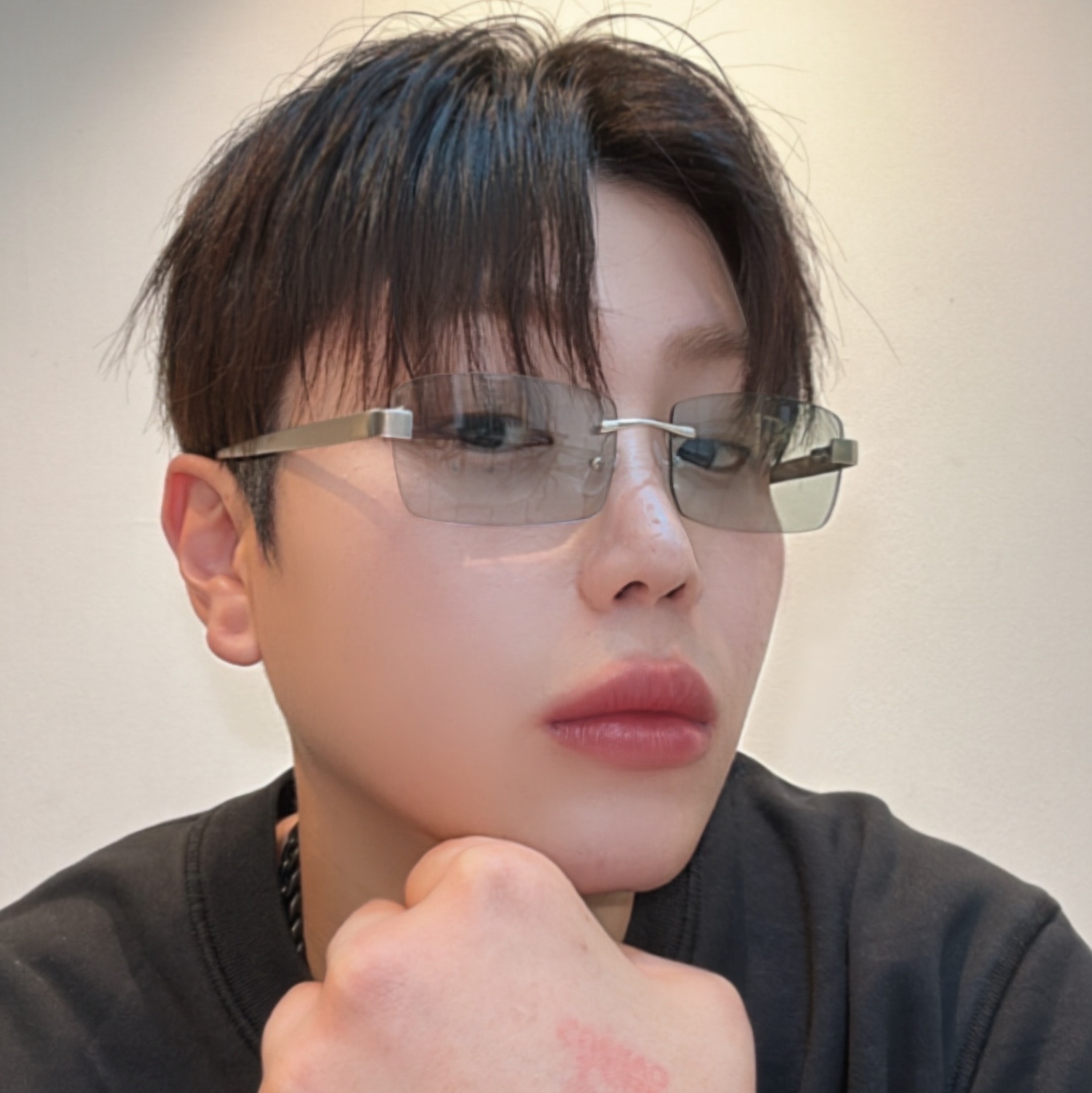 BLUE ELEPHANT Iker-S Green Tint 착용 스타일