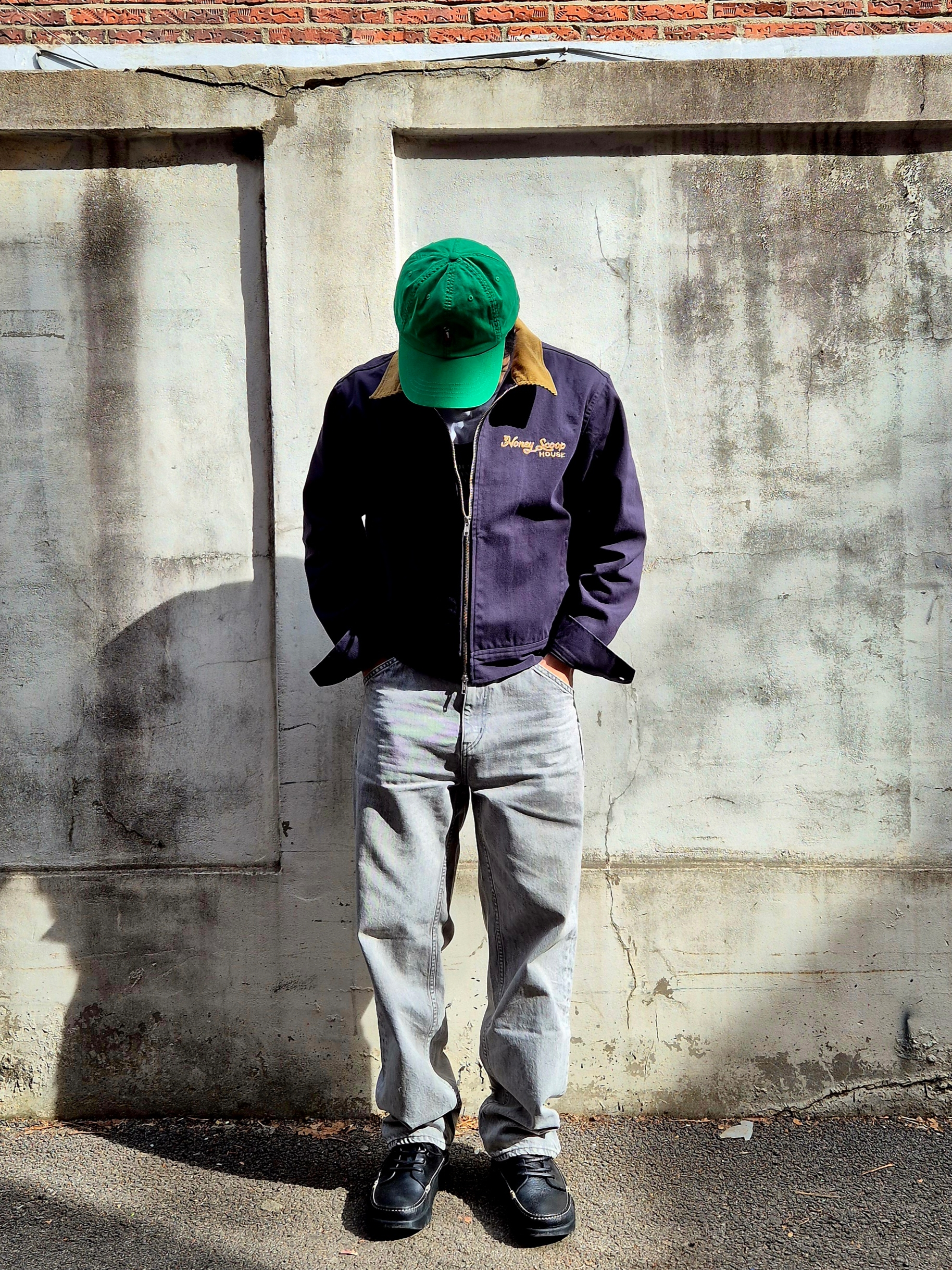 Honey Scoop House CS Logo Work Jacket Navy 착용 스타일 - 2