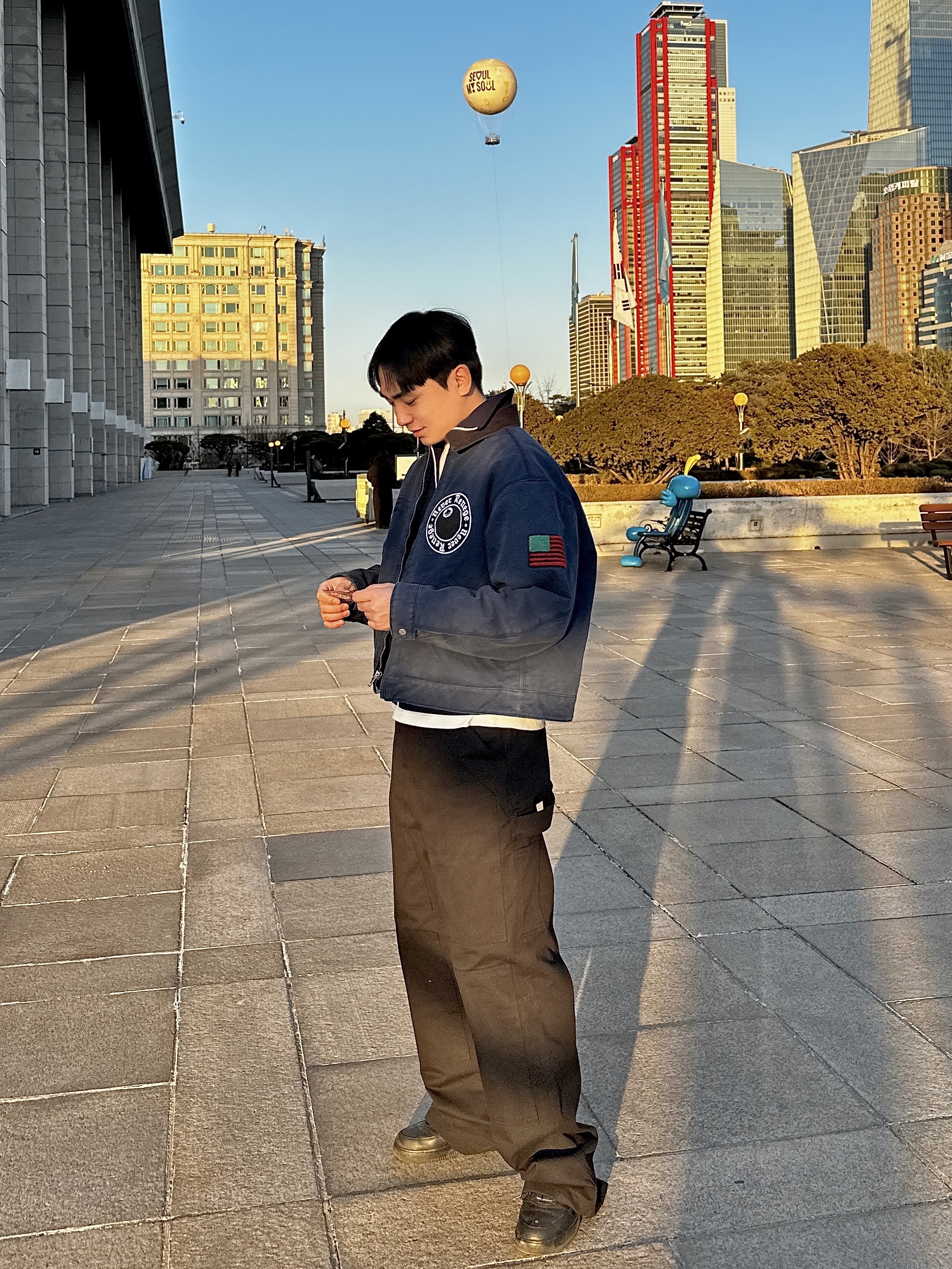 Stussy x Denim Tears Canvas Jacket Blue, Wapworks Heavy Duty Service Work Pants black 착용 스타일 - 2