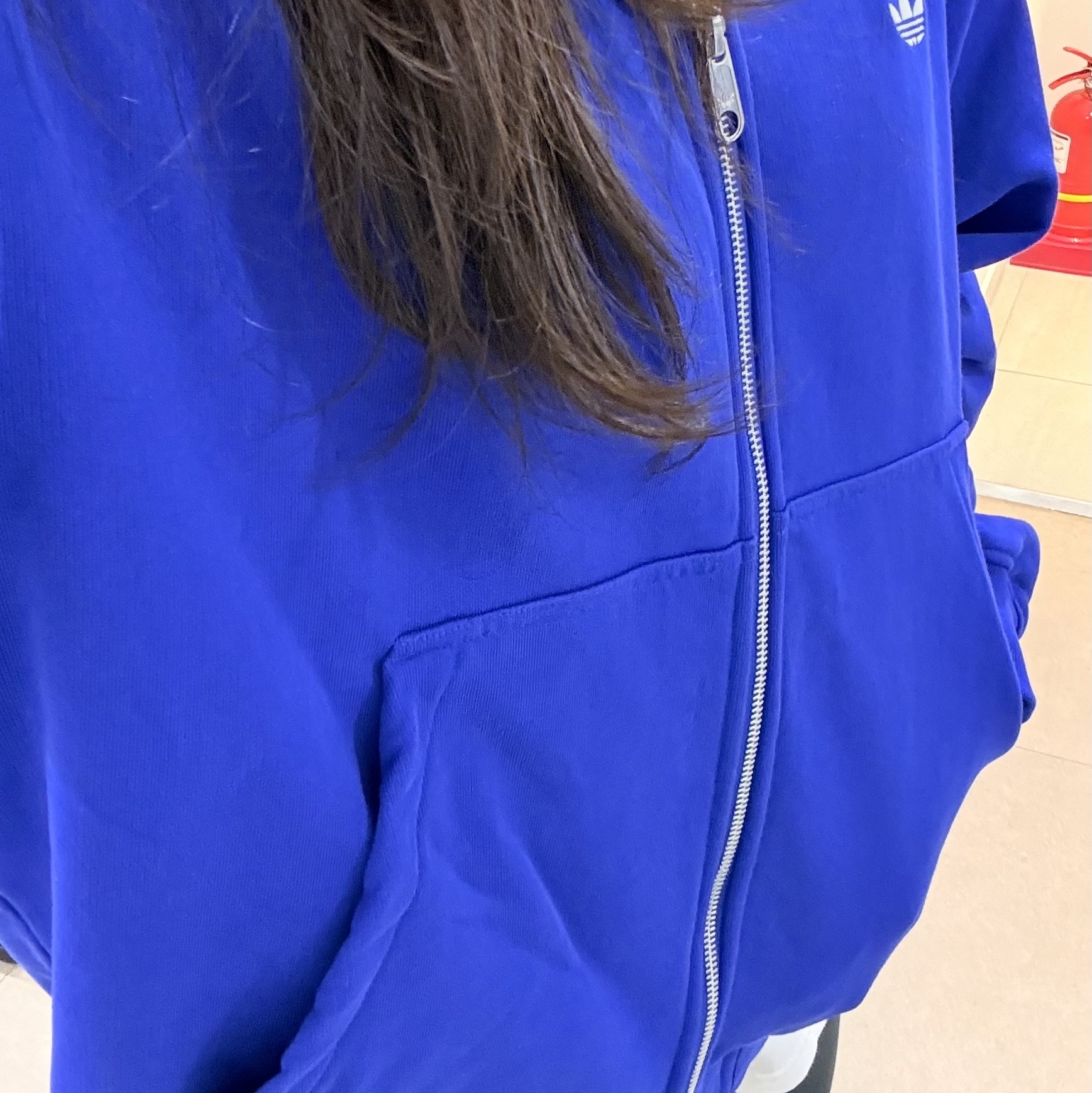 Adidas 3-Stripes Full-Zip Hoodie Royal Blue White - KR Sizing, Jordan 1 x Zion Williamson Retro Low OG Regency Purple and Dark Raisin 착용 스타일 - 2
