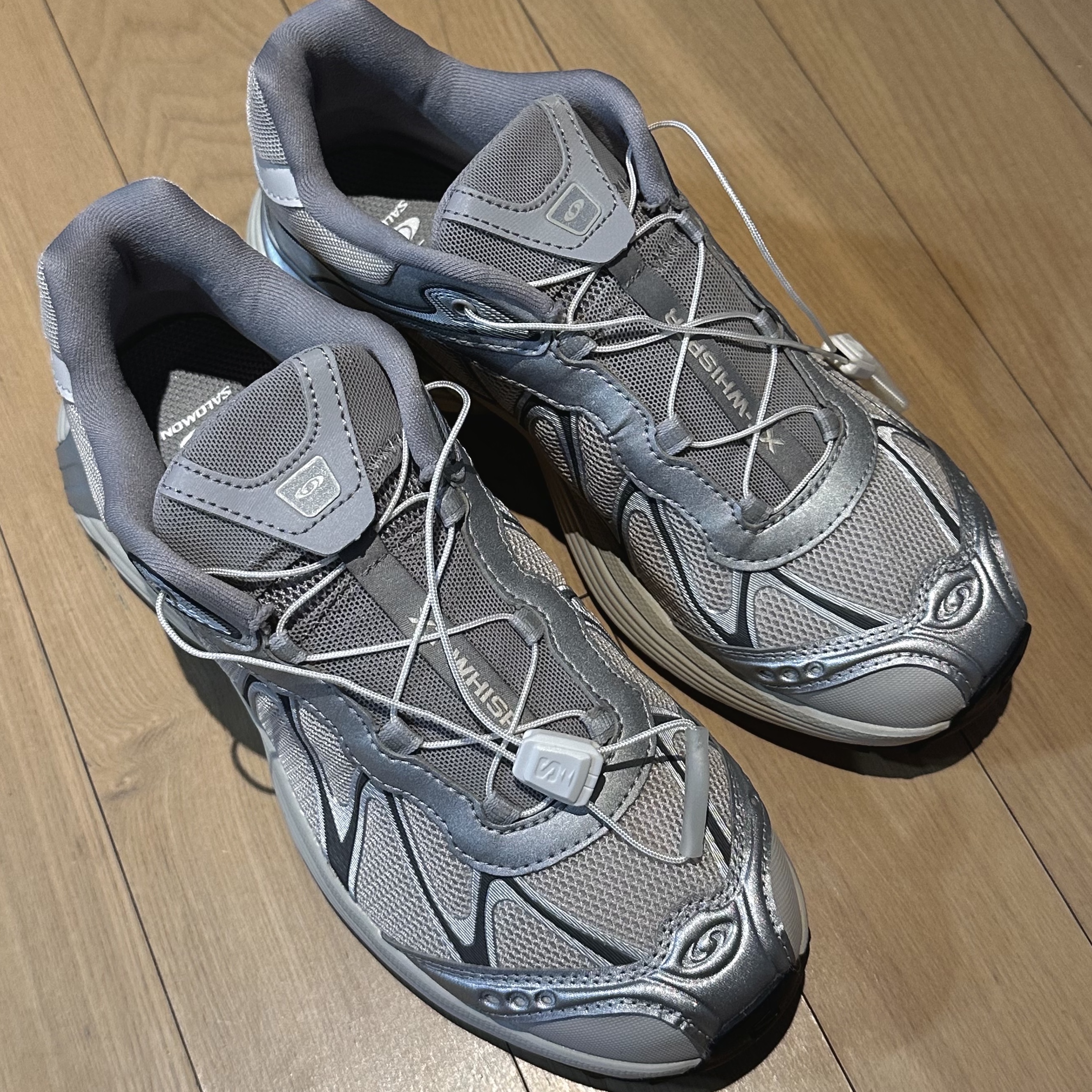 Salomon XT-Whisper Silver Lunar Rock 착용 스타일 - 2