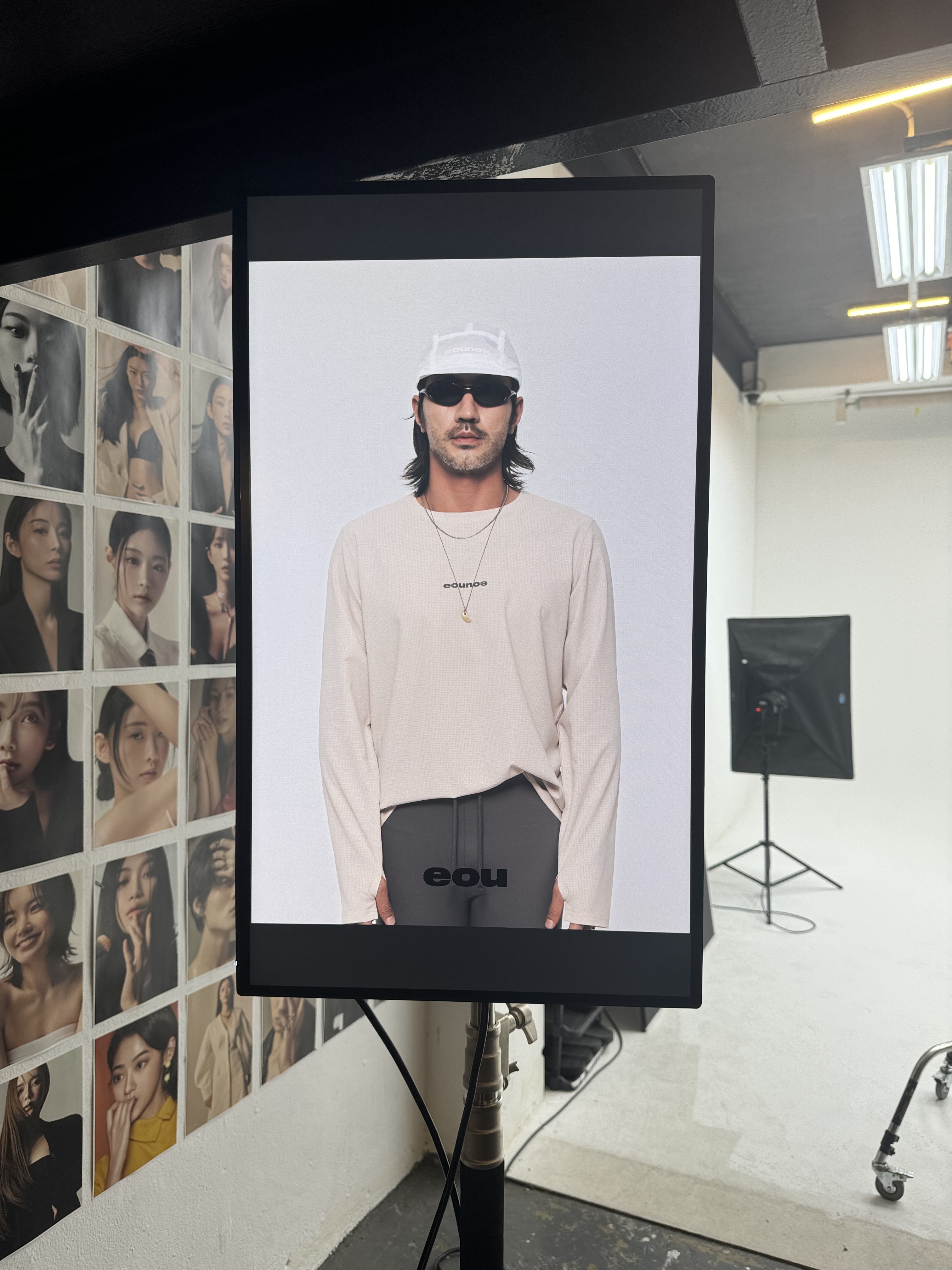 EOU AIRGRID LS001 Cream, EOU LIGHTWEIGHT CP001 White 착용 스타일 - 9