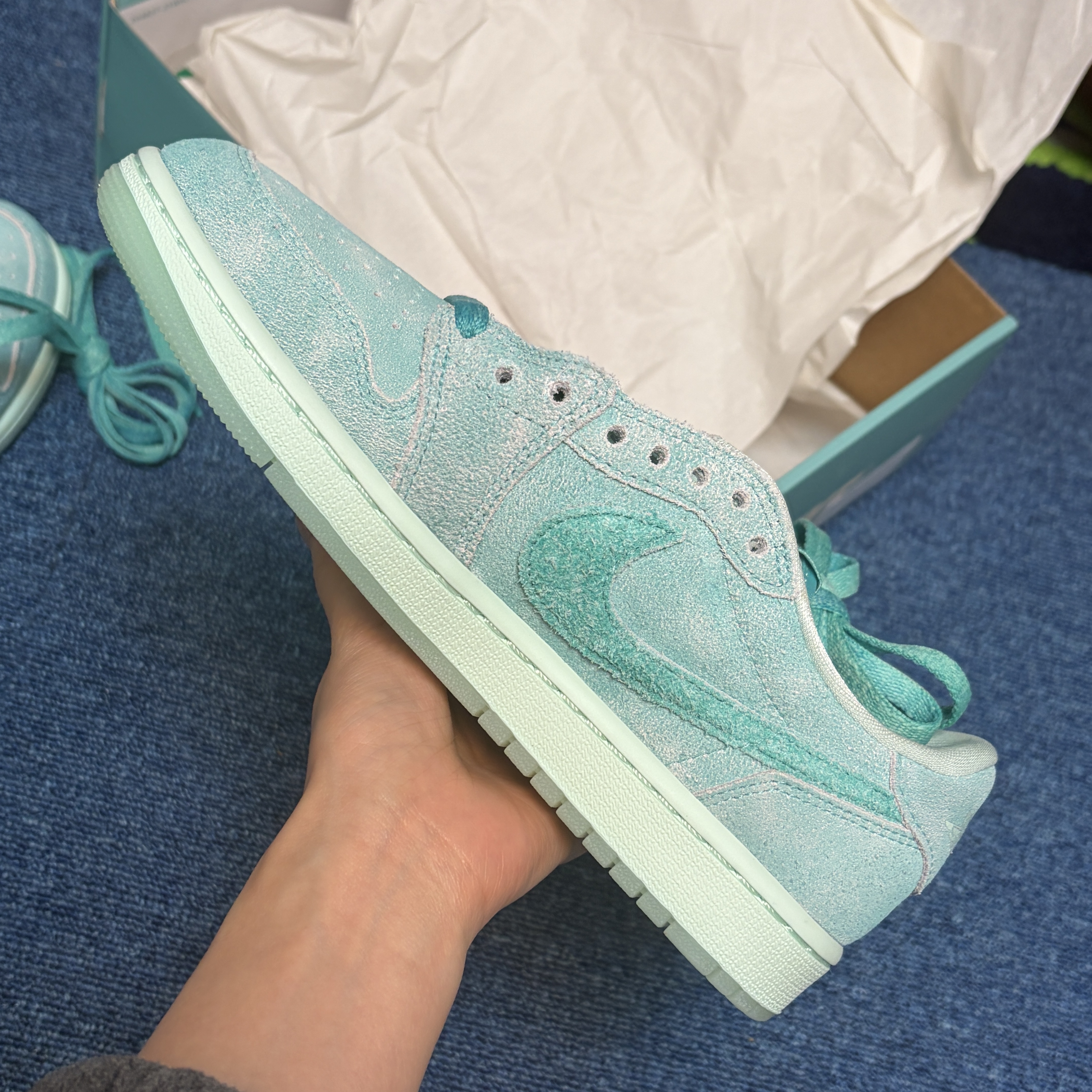 (W) Jordan 1 Retro Low OG Washed Teal, (W) Nike Cortez Textile Pink 착용 스타일 - 6