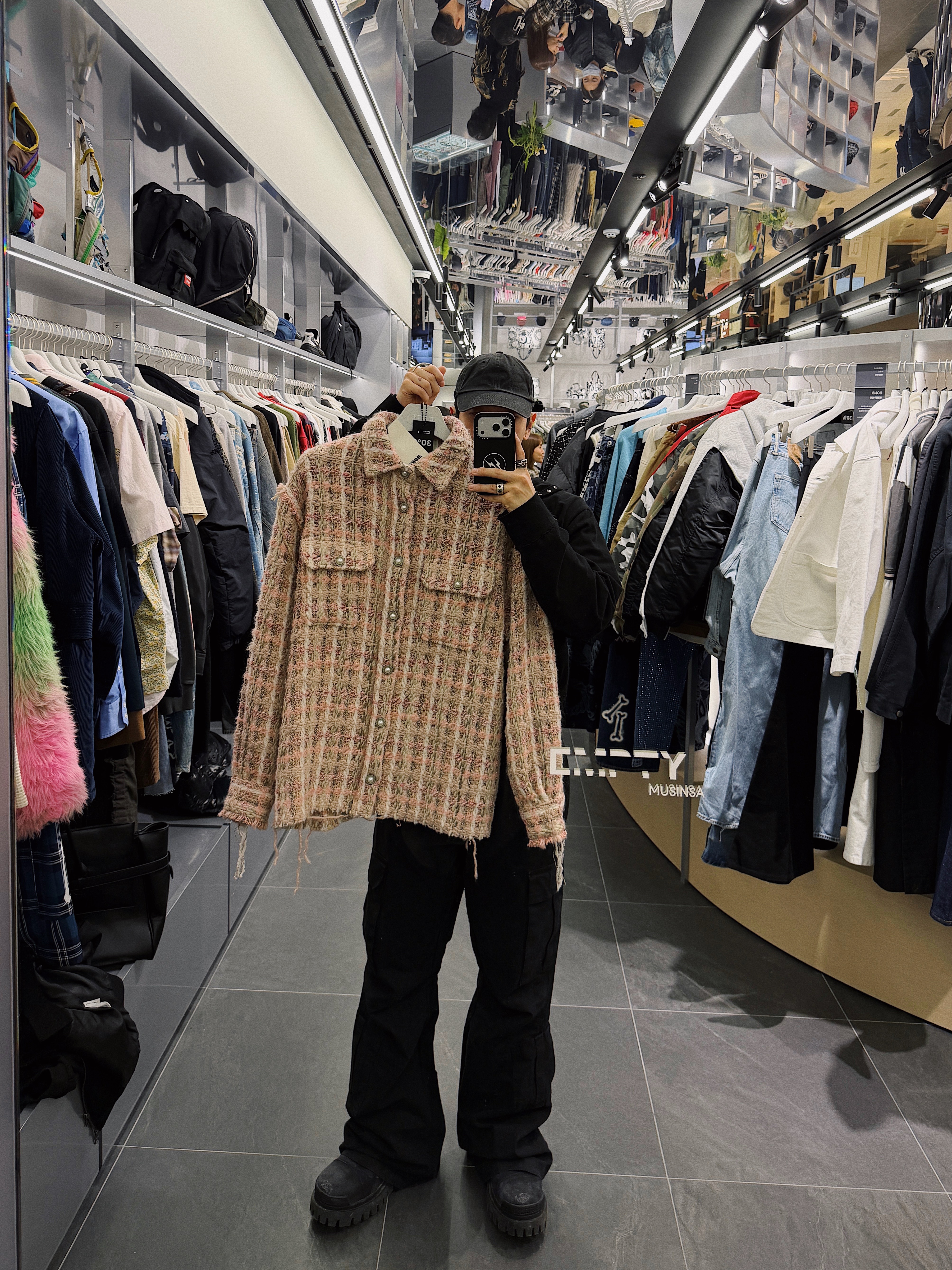 Protocol Index Biker Cargo Denim Pants Black, Balenciaga Combat Strike 20mm Boots Black 착용 스타일 - 8