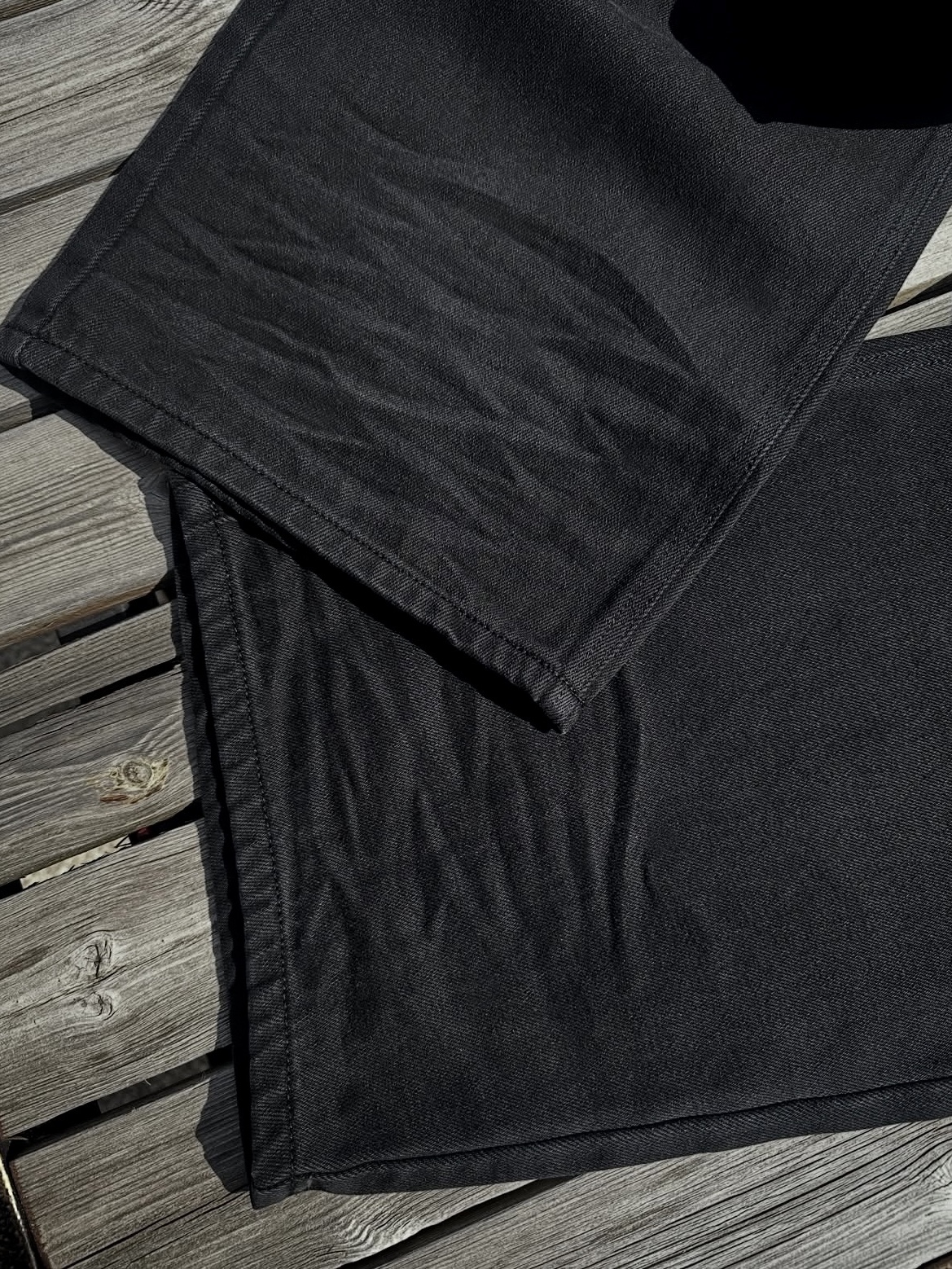 AX CONNECTION Raised Surface Washed Wide Denim Pants 착용 스타일 - 3