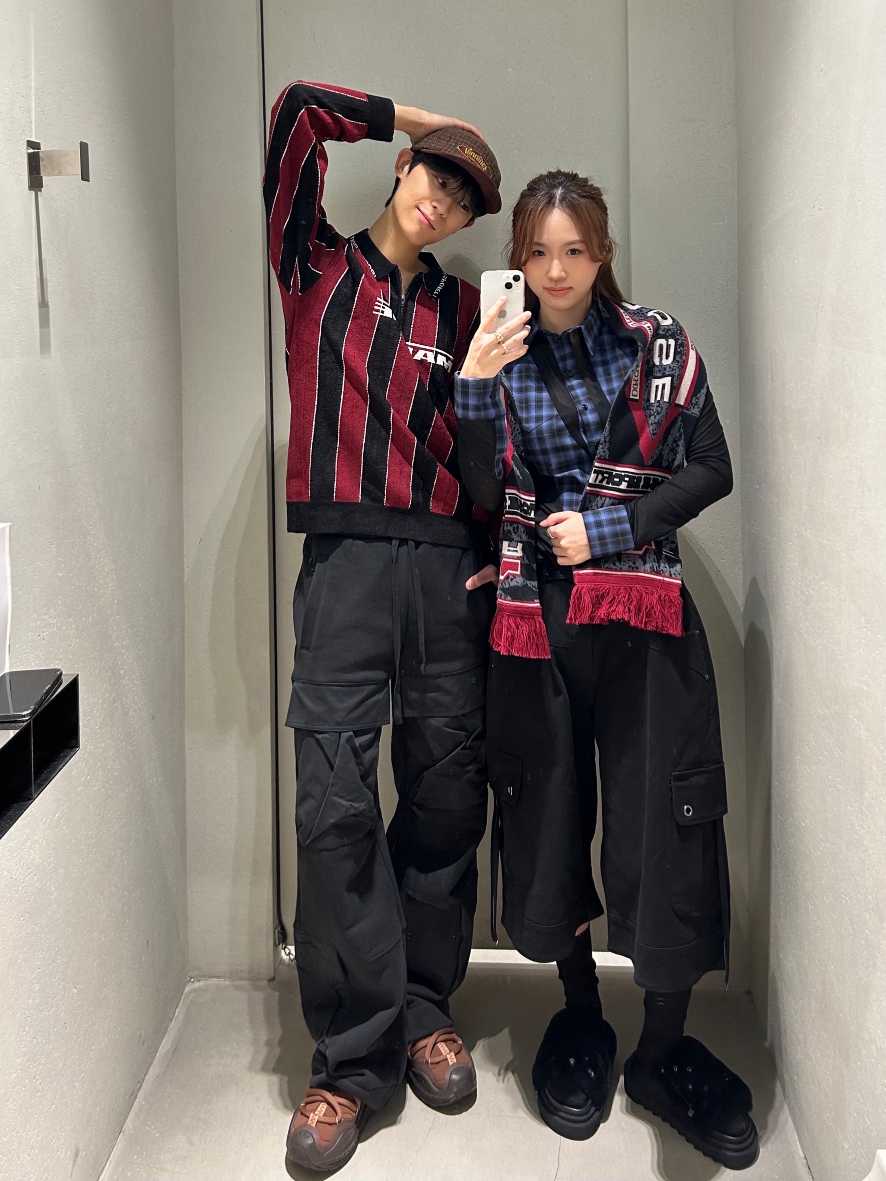 Martine Rose Sporty Logo Polo Black Burgundy - 25FW 착용 스타일 - 6