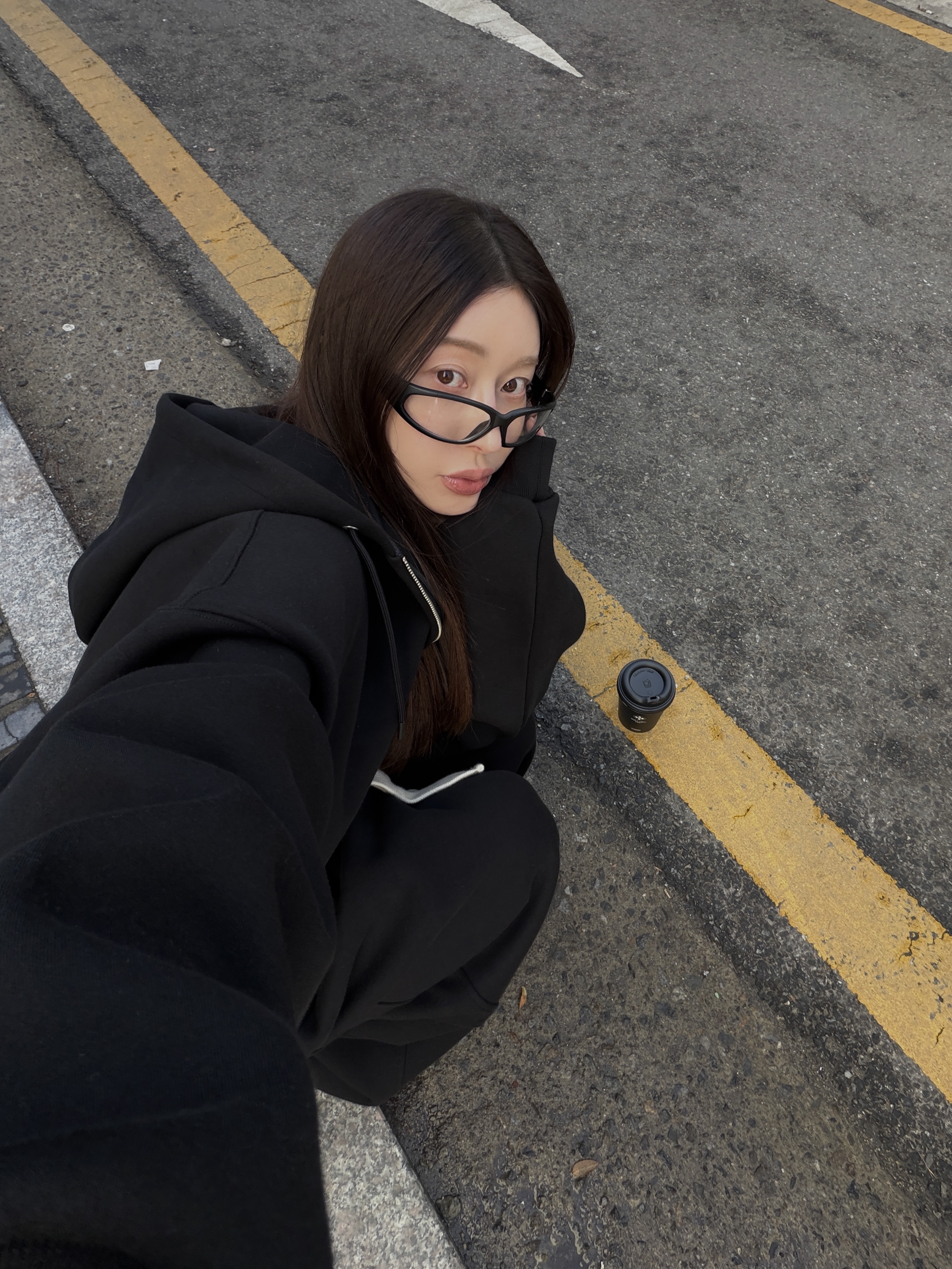 Nonnod Scuba Zip Hoodie Black, Nonnod Scuba Pajama Pants Black 착용 스타일 - 4