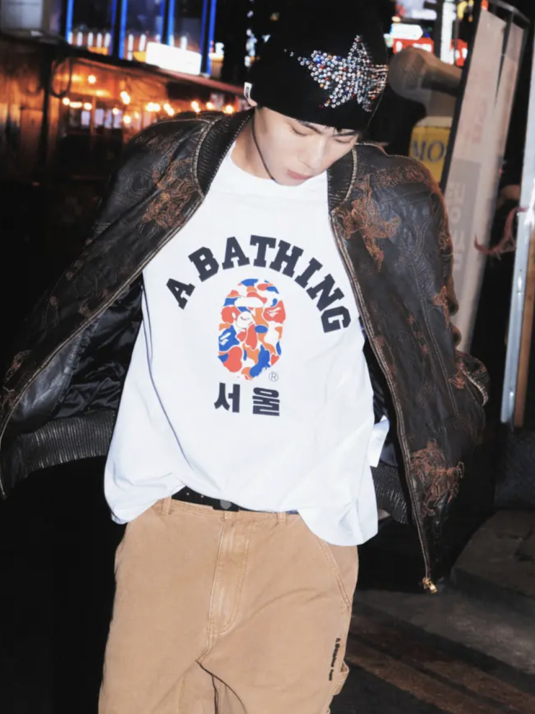 BAPE College Relaxed Fit T-Shirt White - Korea Exclusive, BAPE Full Zip Shark Hoodie Multi - Korea Exclusive μ°©μ© μ€νμΌ - 2