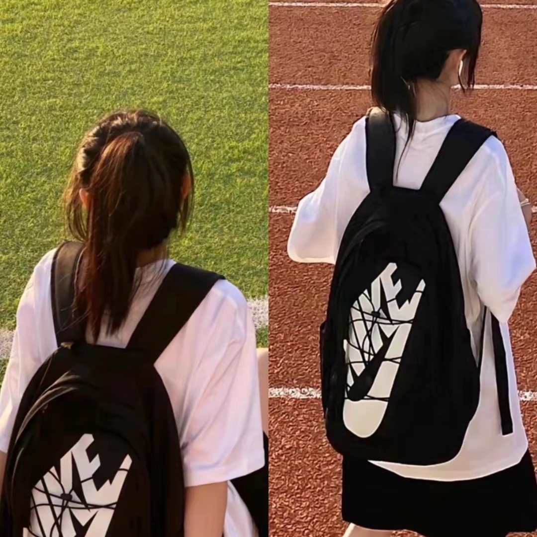 Nike Hayward Backpack 26L Black 착용 스타일 - 2