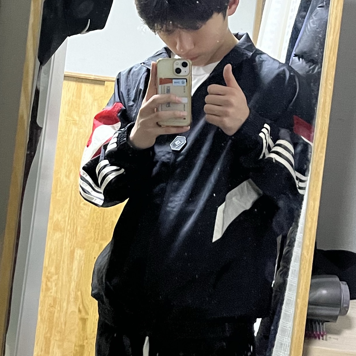 Adidas Manchester United Originals Track Top Black Red - KR Sizing 착용 스타일 - 1