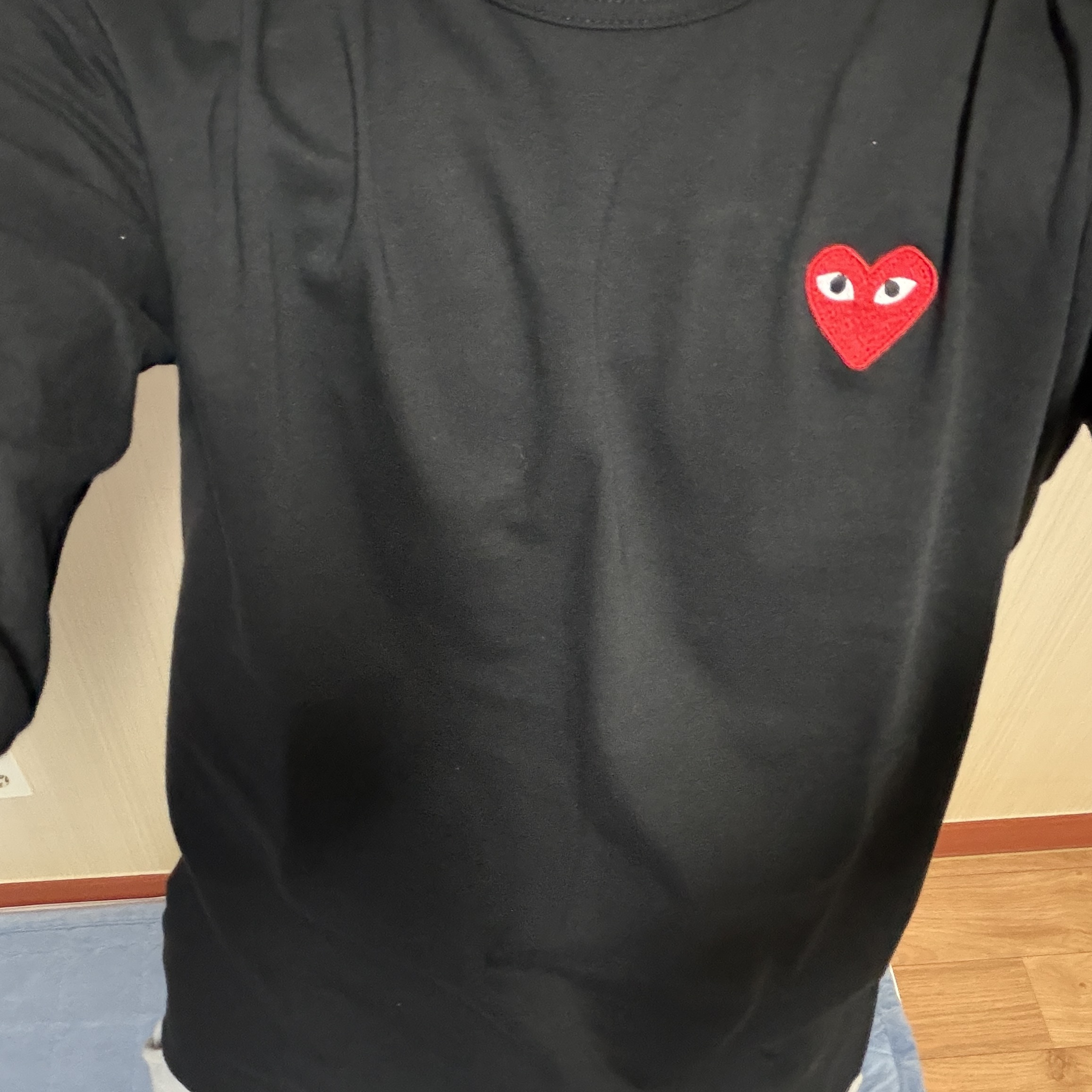 Play Comme des Garcons LS T-Shirt Black 착용 스타일