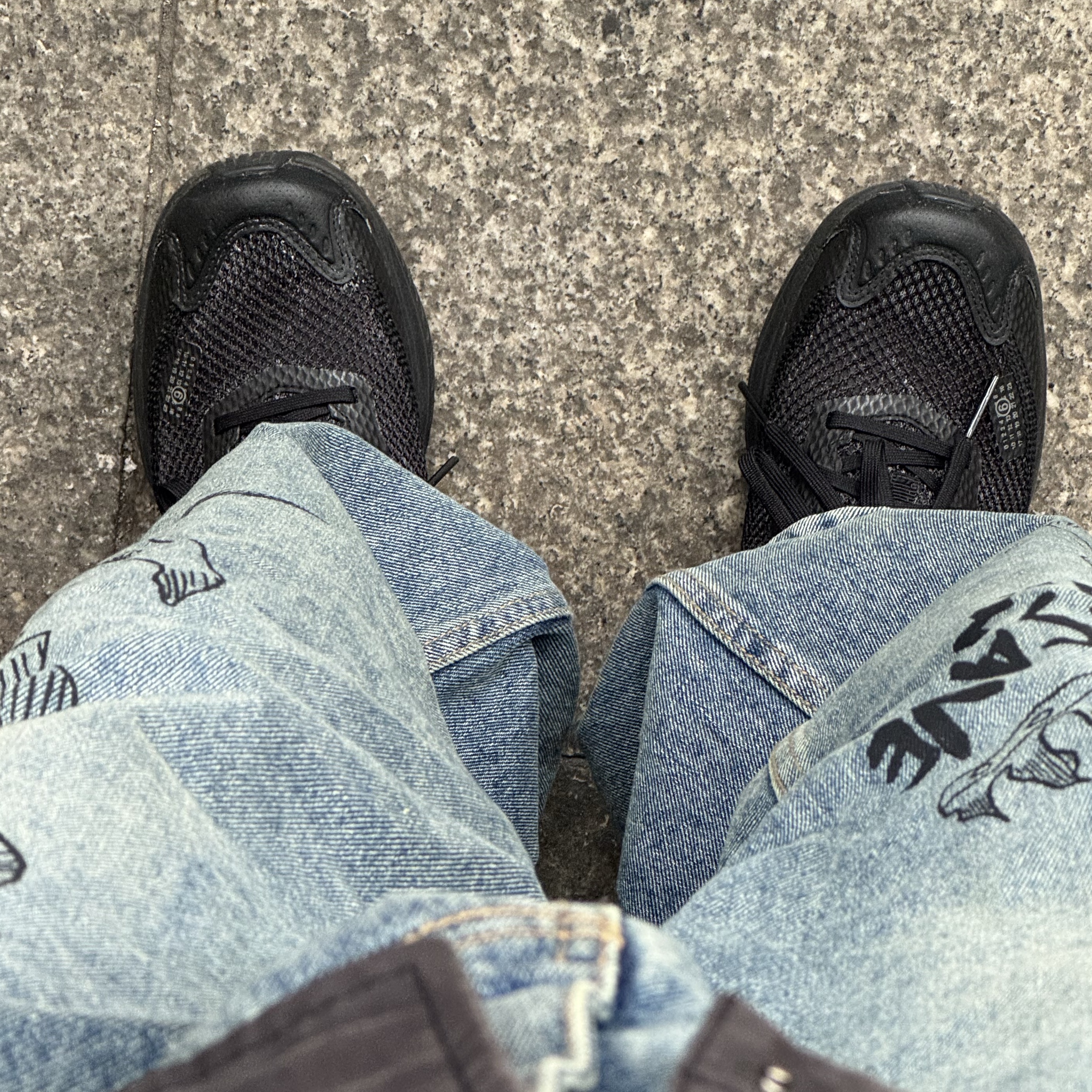 Salomon x MM6 Maison Margiela Spectur 2 Black Pewter 착용 스타일