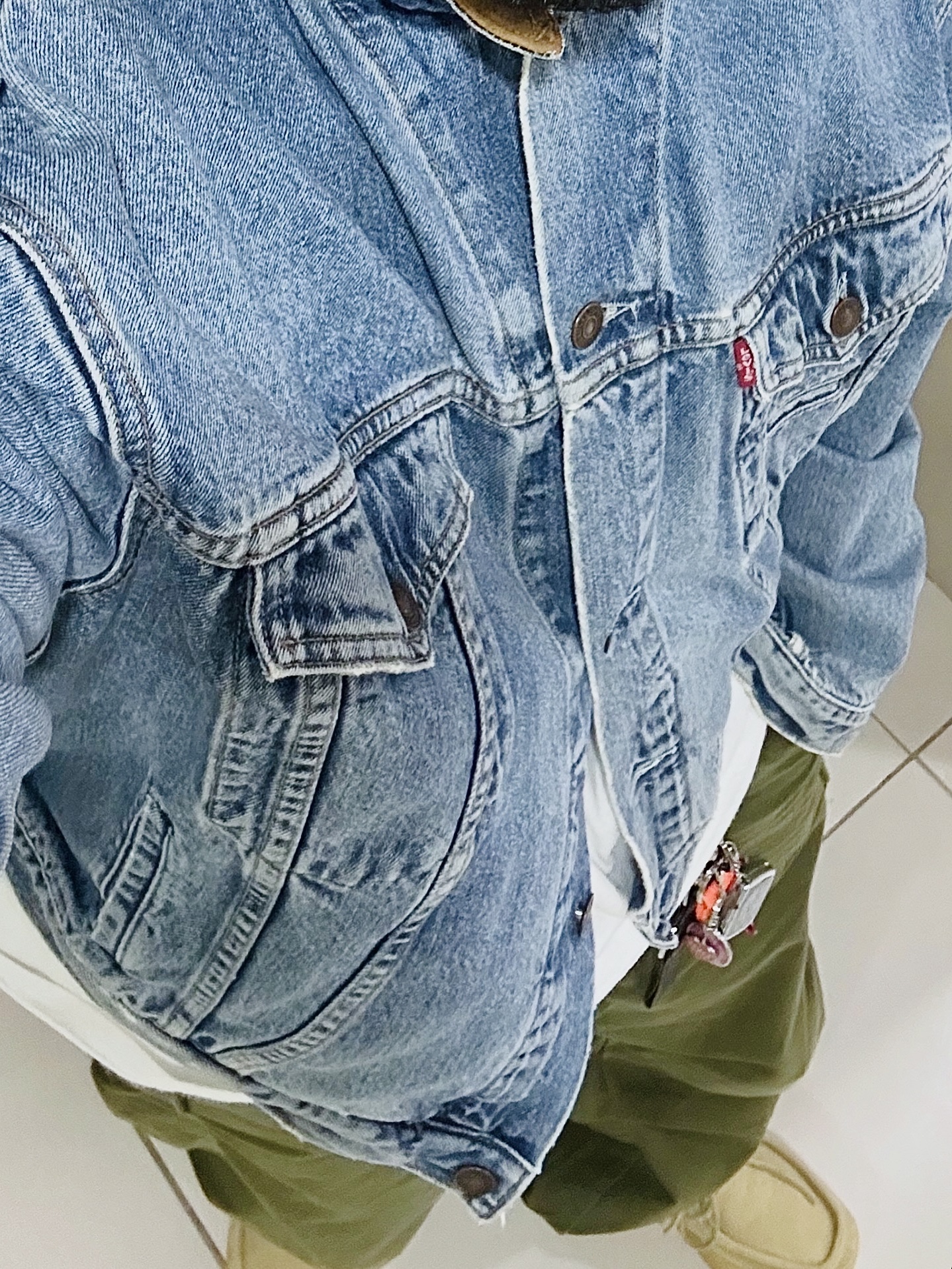 Supreme Ripstop Keychain Orange - 24SS, Loewe Wedge Lace-Up in Suede Gold 착용 스타일 - 3