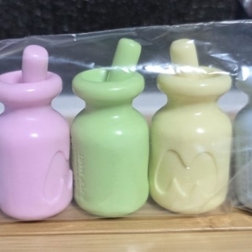 Pop Mart Hello Kitty 50th Anniversary Big Figure 착용 스타일 - 3