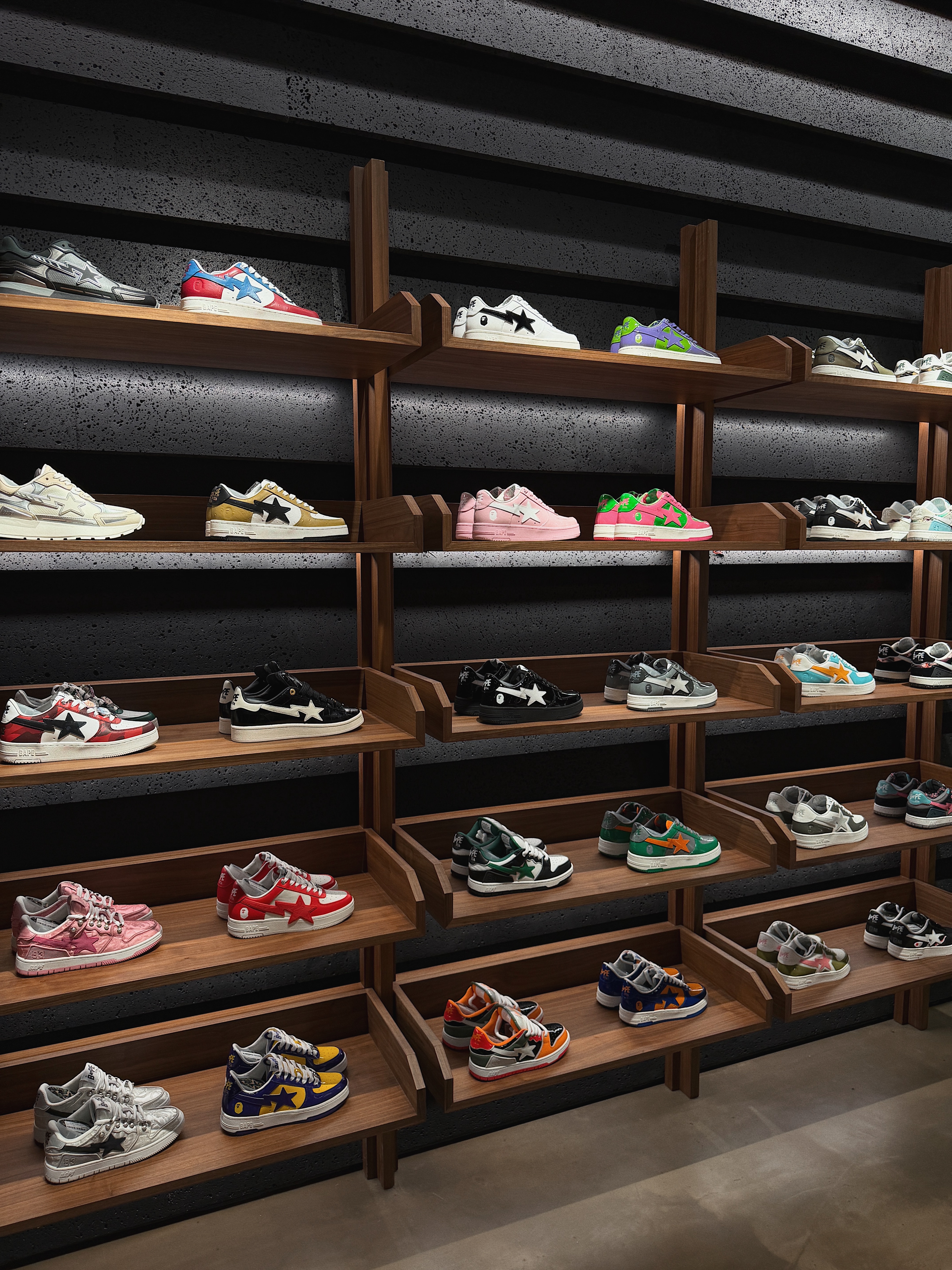 BAPE Color Camo Shark Full Zip Hoodie Red, BAPE Sta #2 White Black 착용 스타일 - 7