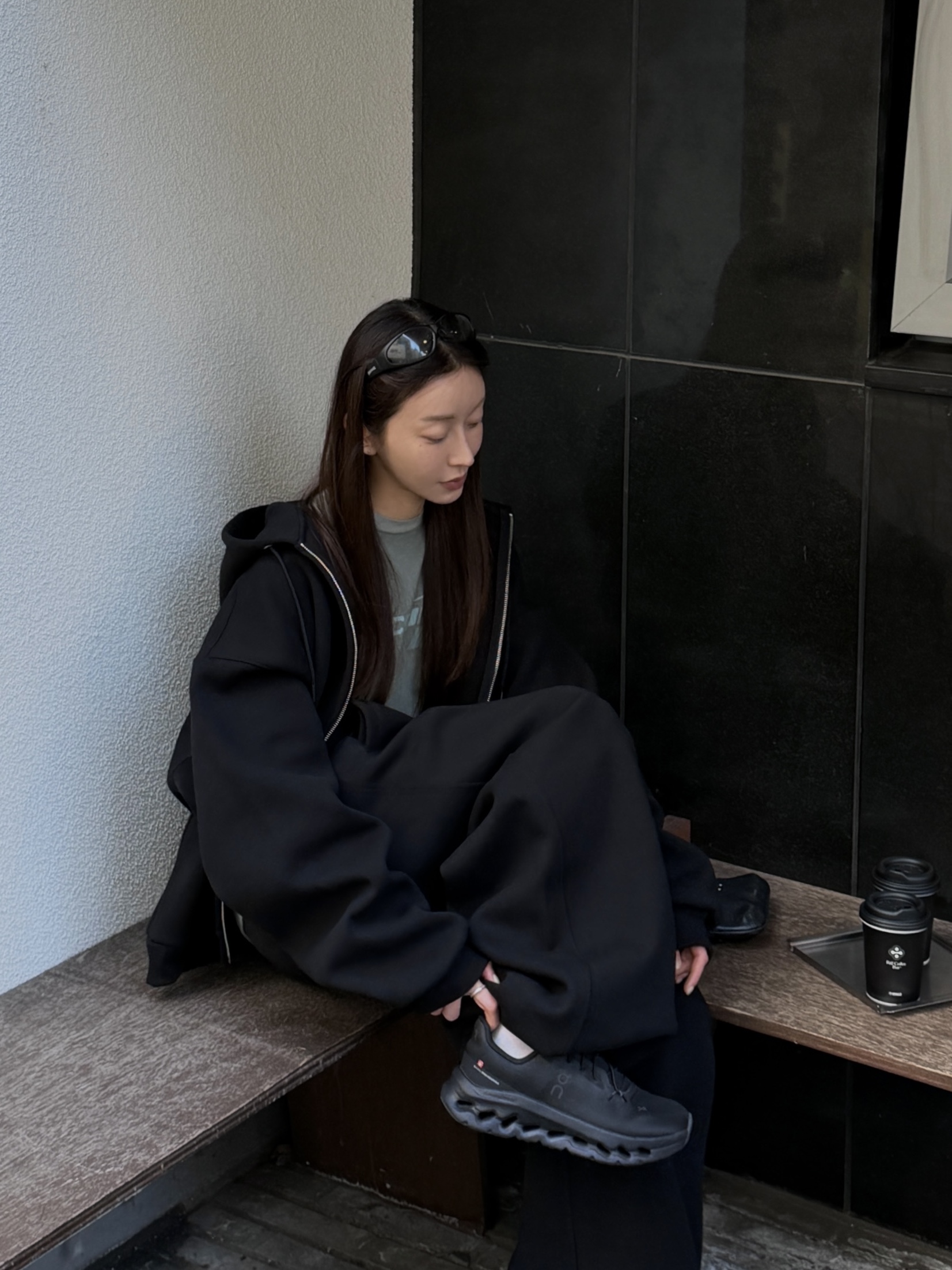 Nonnod Scuba Zip Hoodie Black, Nonnod Scuba Pajama Pants Black 착용 스타일 - 10