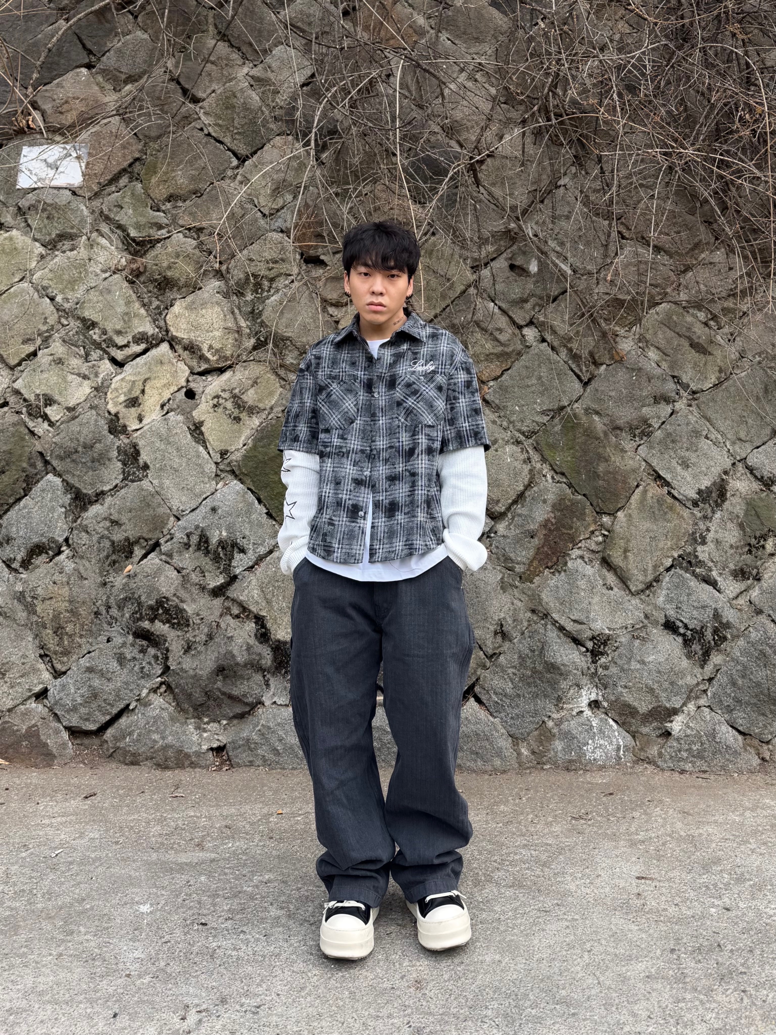 Rick Owens Mega Bumper Sneakers Black Milk, Rick Owens Mega Bumper Sneakers Black Milk 착용 스타일 - 2