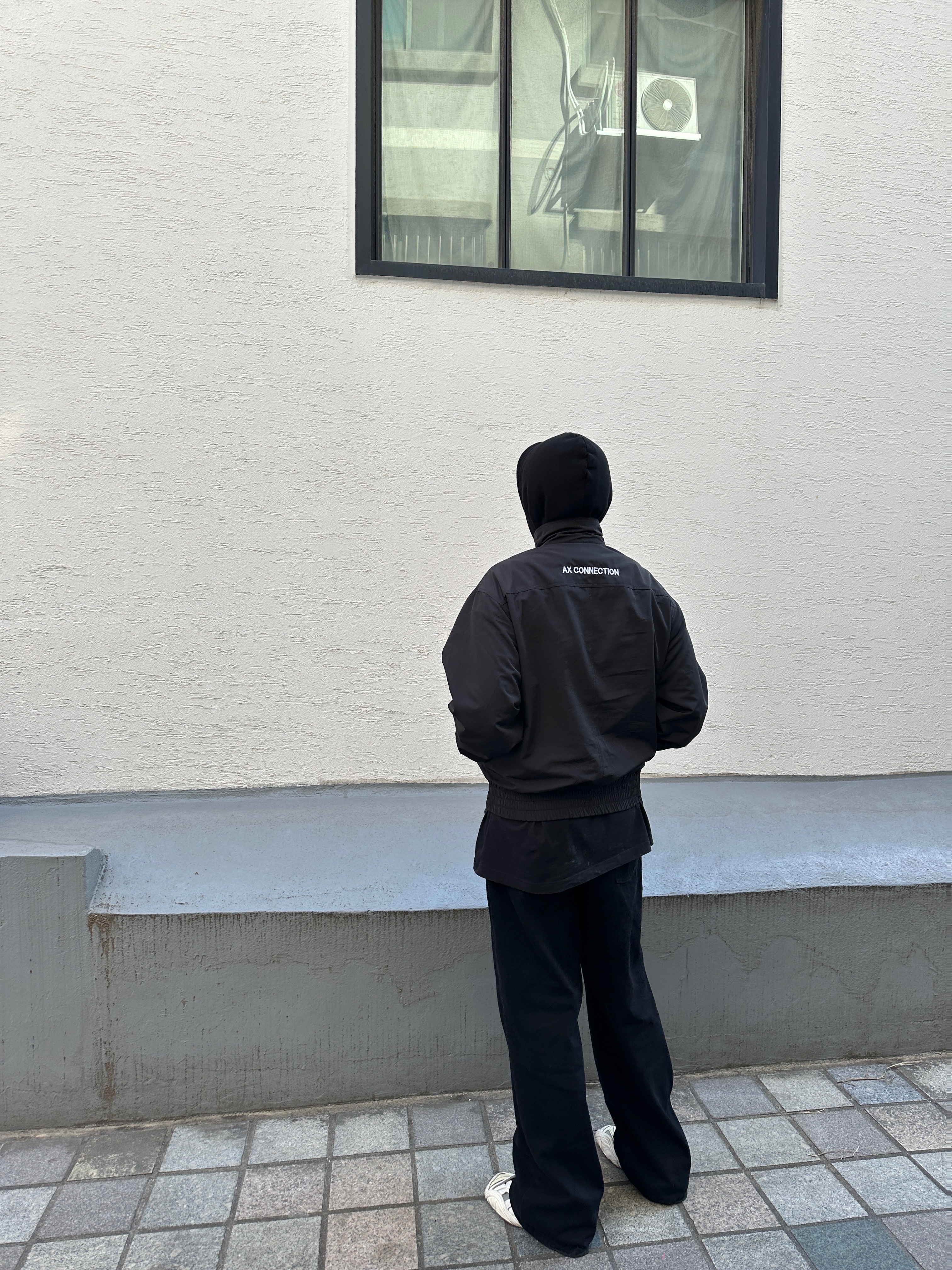 AX CONNECTION Logo Cropped Work Jacket, AX CONNECTION Logo Sweat Hoodie Zip-up 착용 스타일 - 4