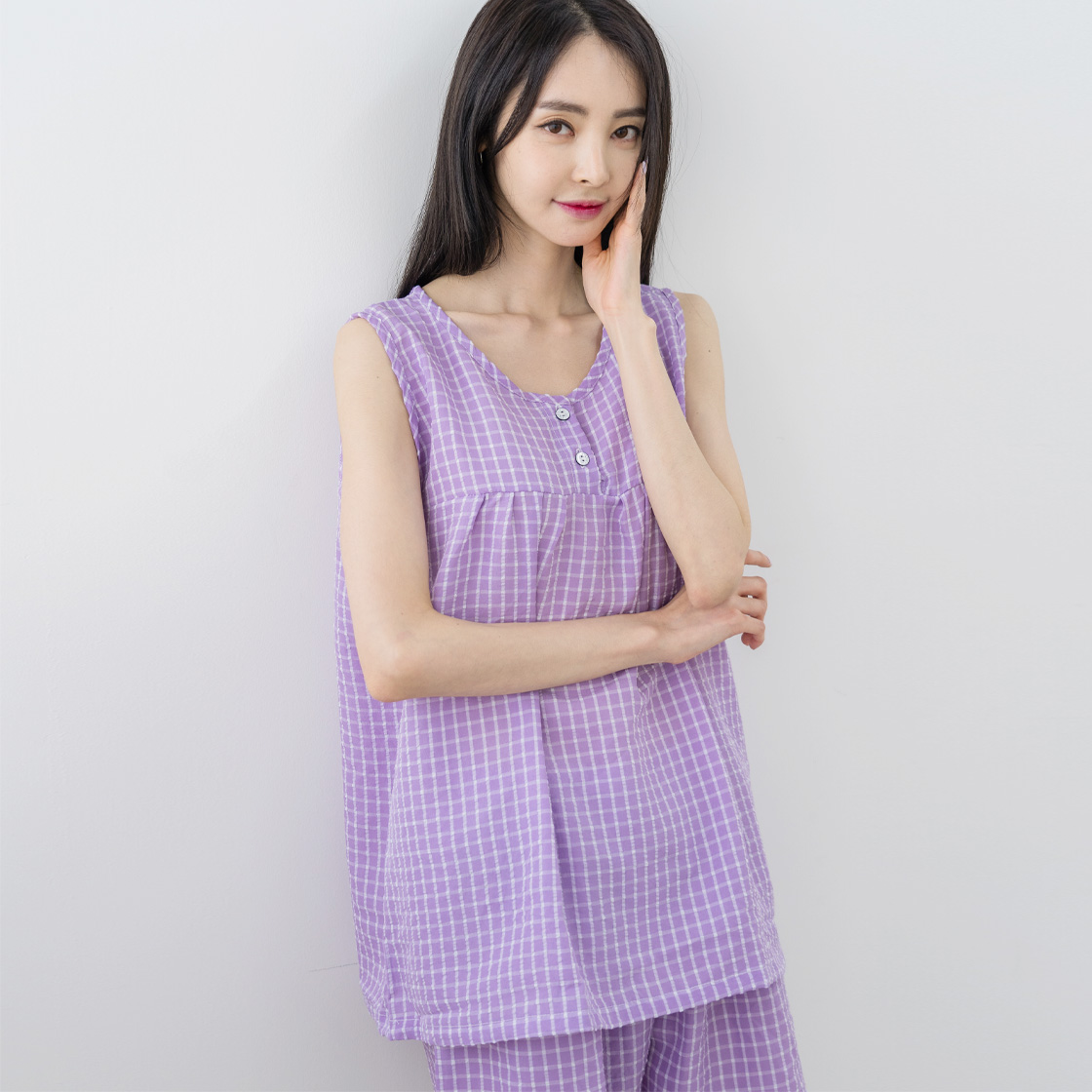 [3% 적립] (W) 에이원 쿨 엠보 민소매 잠옷 세트 퍼플([3% 적립] (W) Aone Cool Embro Sleeveless Pajama Set Purple) - 2