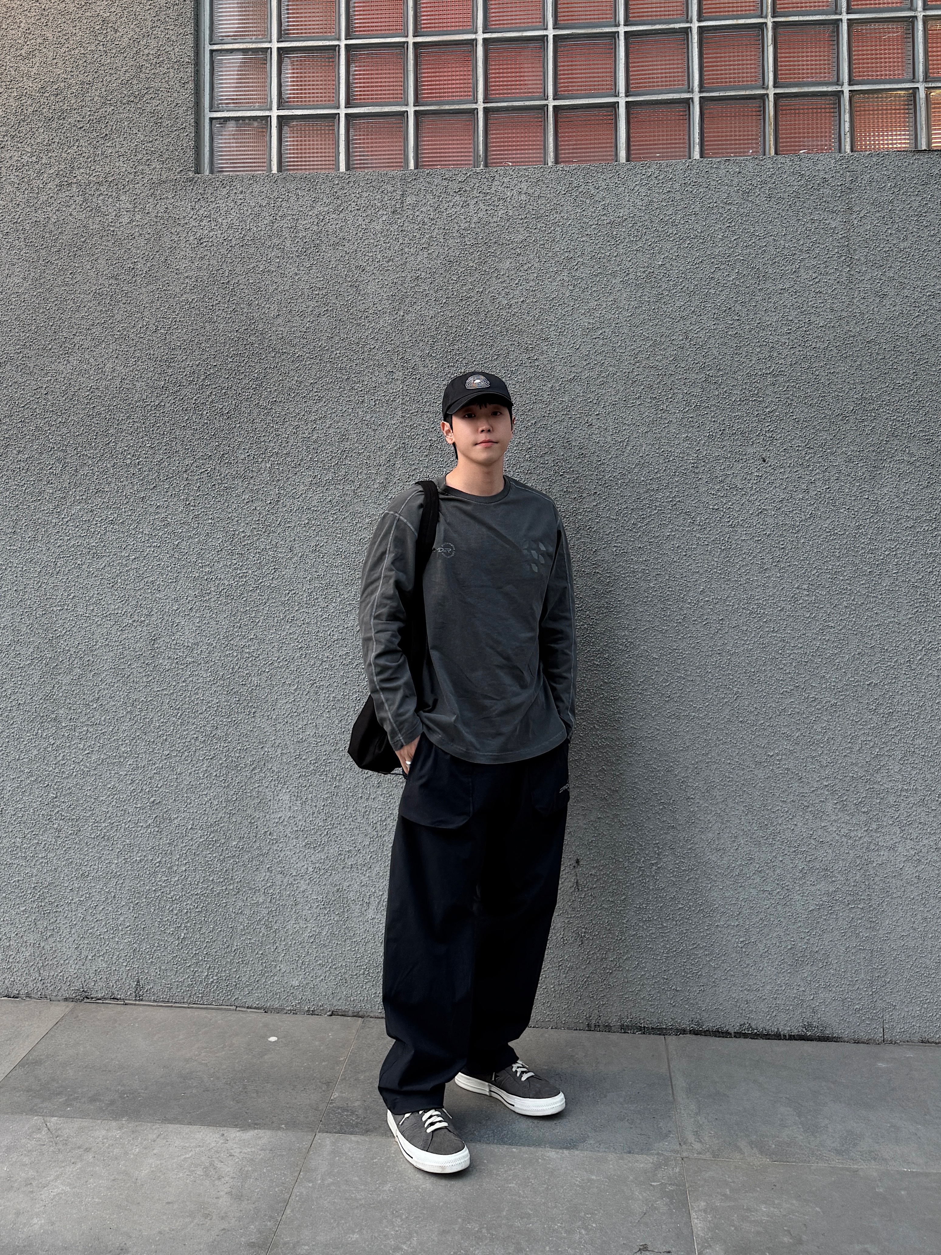 Converse x Drkshdw One Star Dark Dust, Post Archive Faction (Paf) 8.0 CVSM Bag Large Black 착용 스타일 - 4