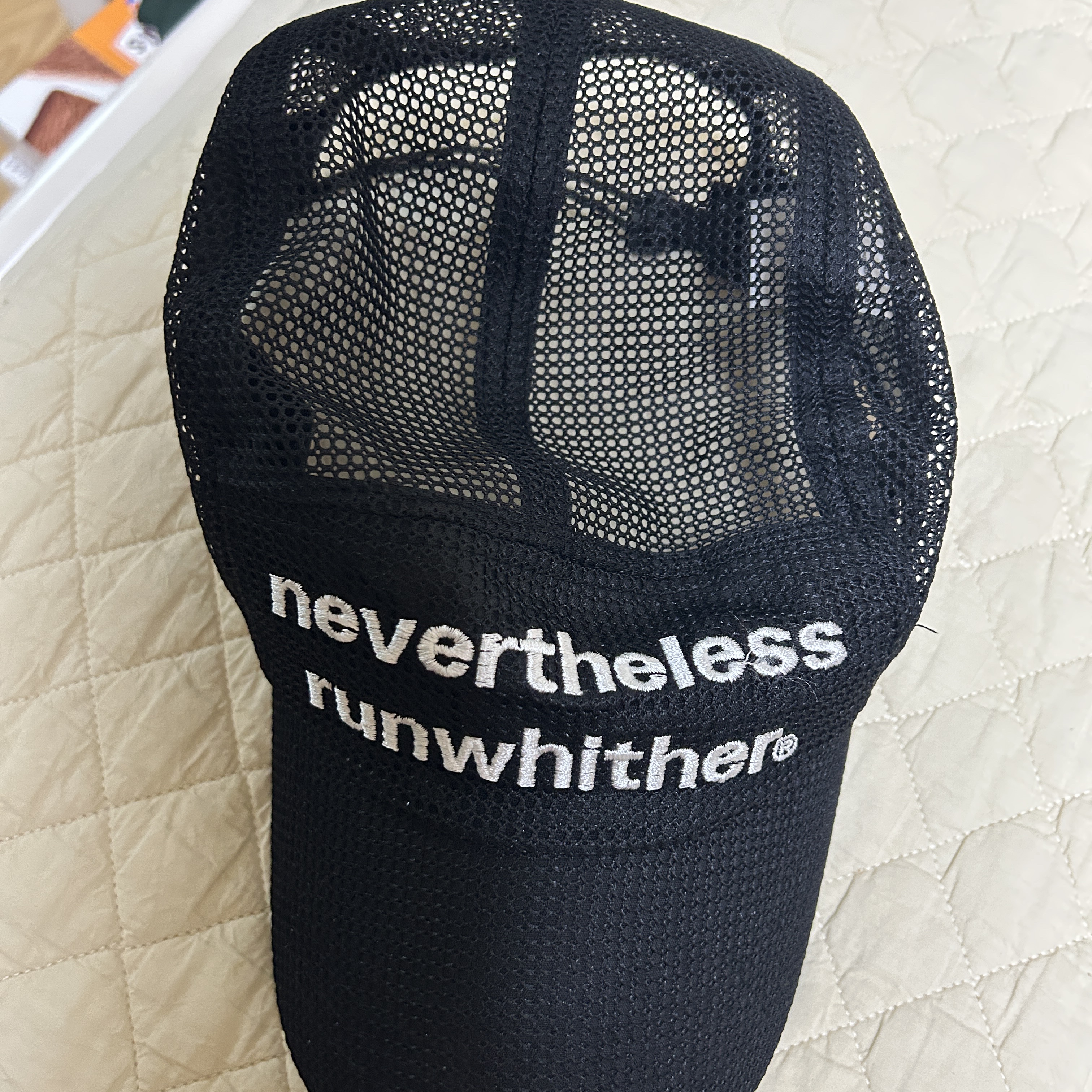 [KREAM 단독] runwhither Mesh Cap Black 착용 스타일