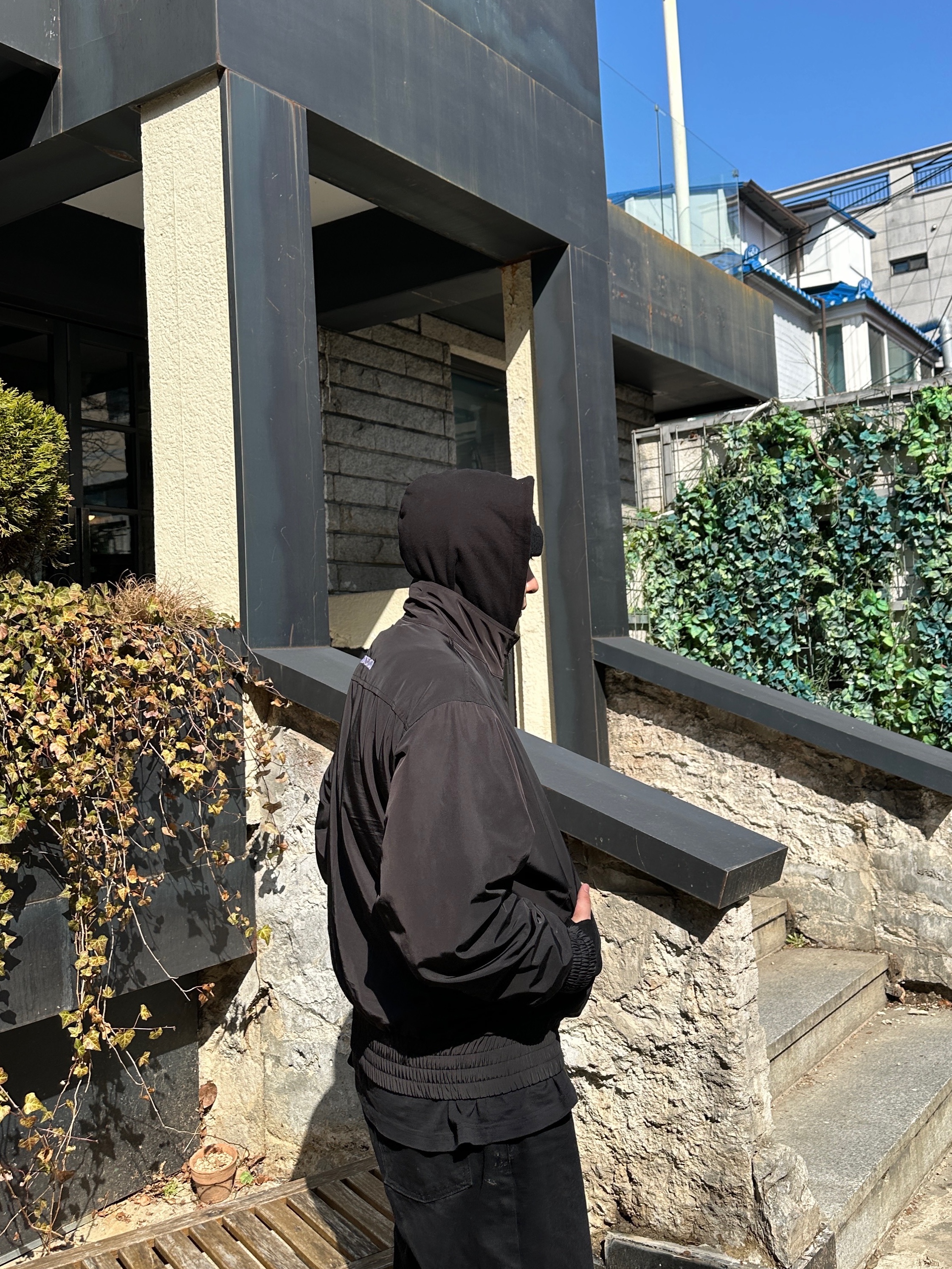 AX CONNECTION Logo Cropped Work Jacket, AX CONNECTION Logo Sweat Hoodie Zip-up 착용 스타일 - 4