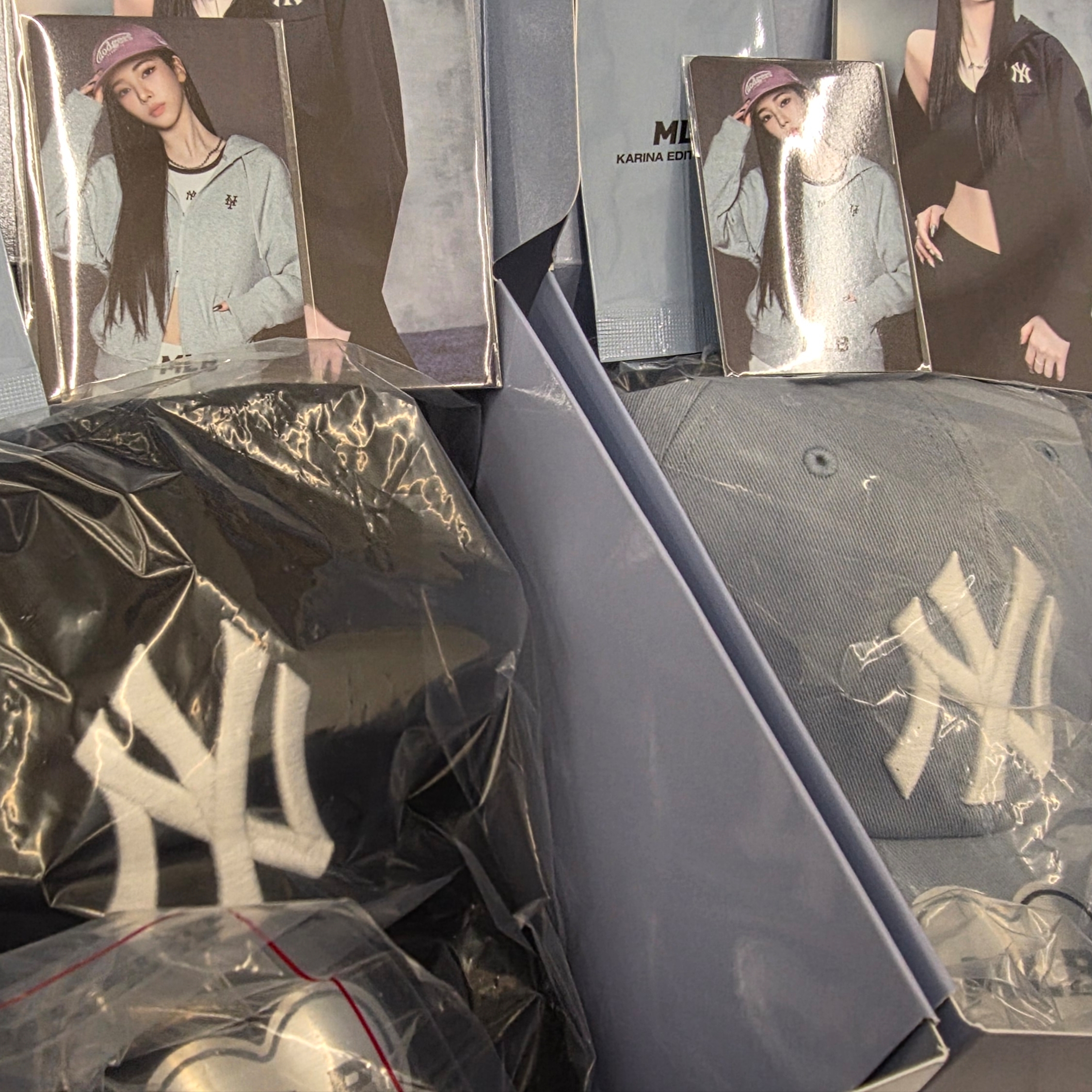 MLB x Karina Signature Unstructured Ball Cap Black, MLB x Karina Signature Unstructured Ball Cap Sky Blue 착용 스타일