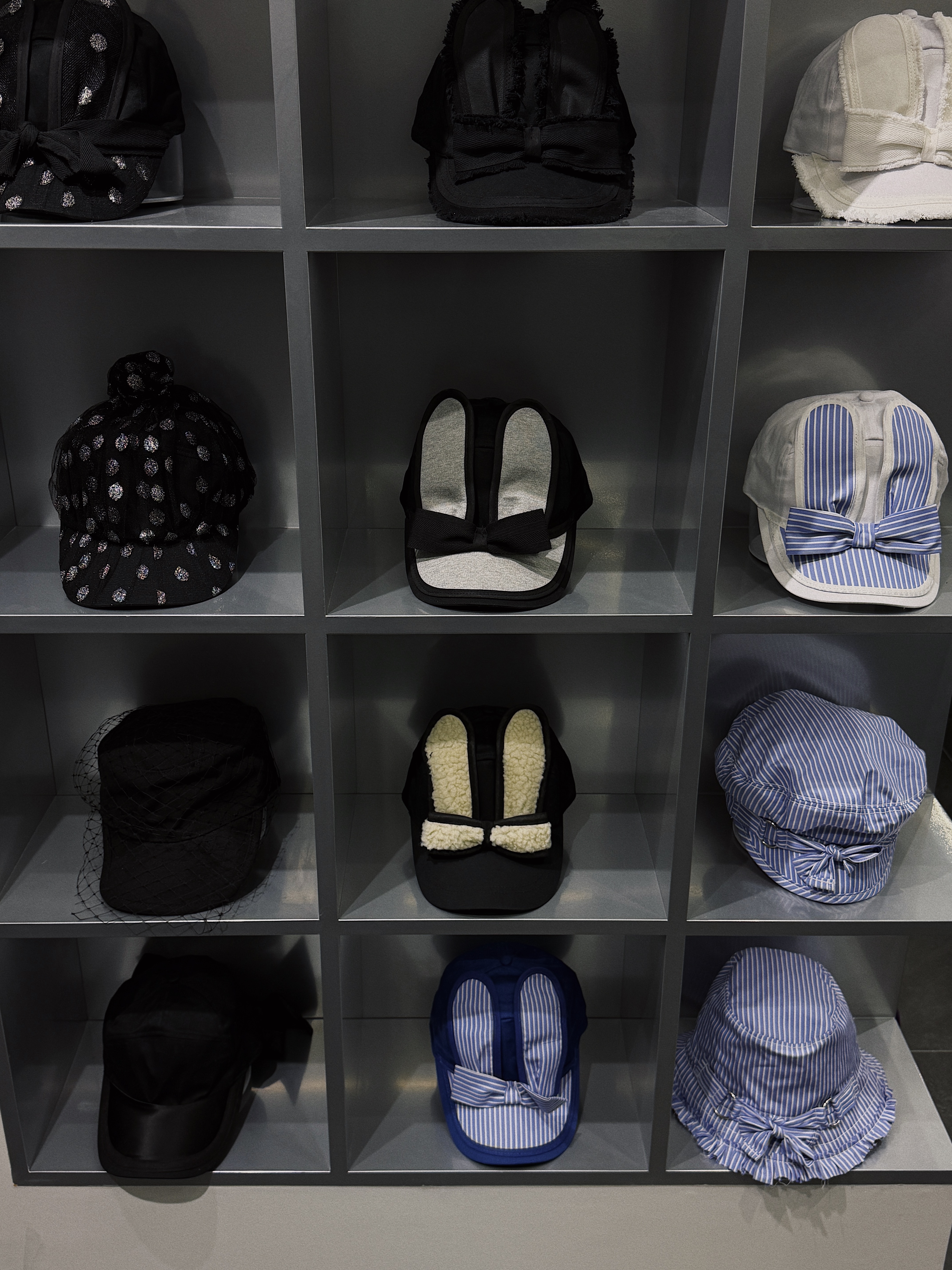 Protocol Index Biker Cargo Denim Pants Black, Balenciaga Combat Strike 20mm Boots Black 착용 스타일 - 2