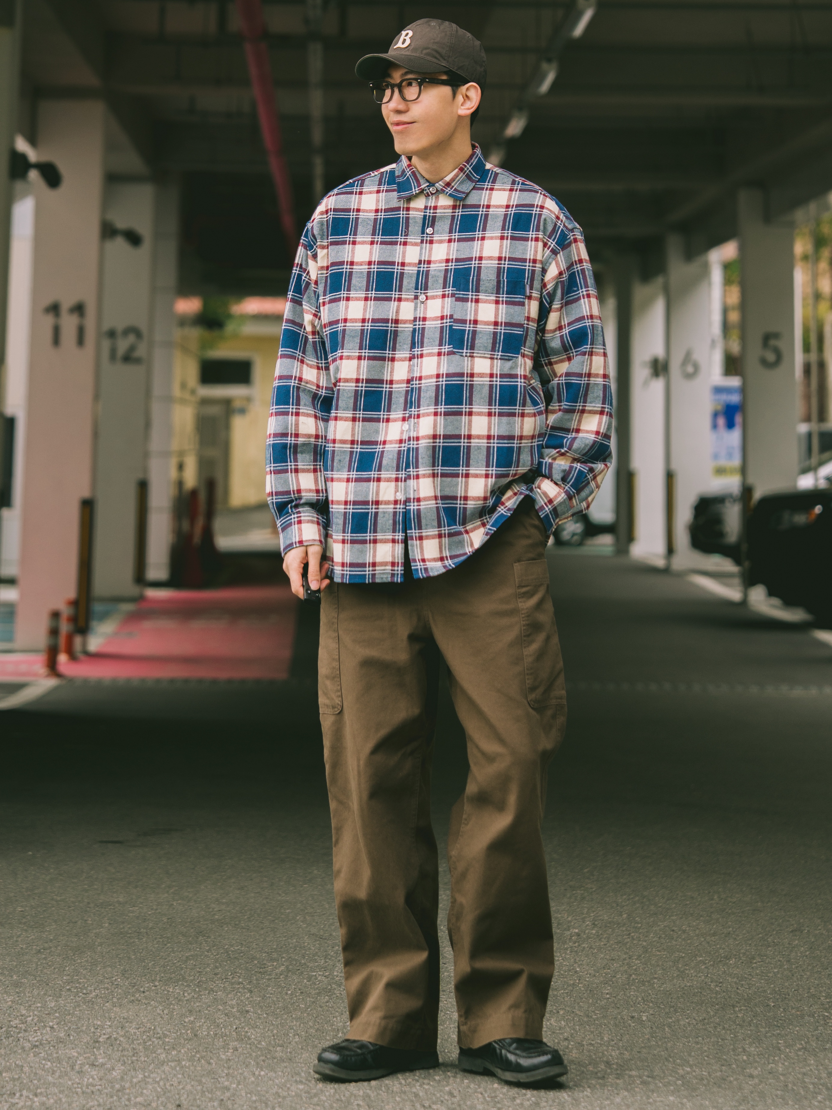 QT8 GARMENTS Rustic Core Flannel Check Shirt Blue 착용 스타일 - 1