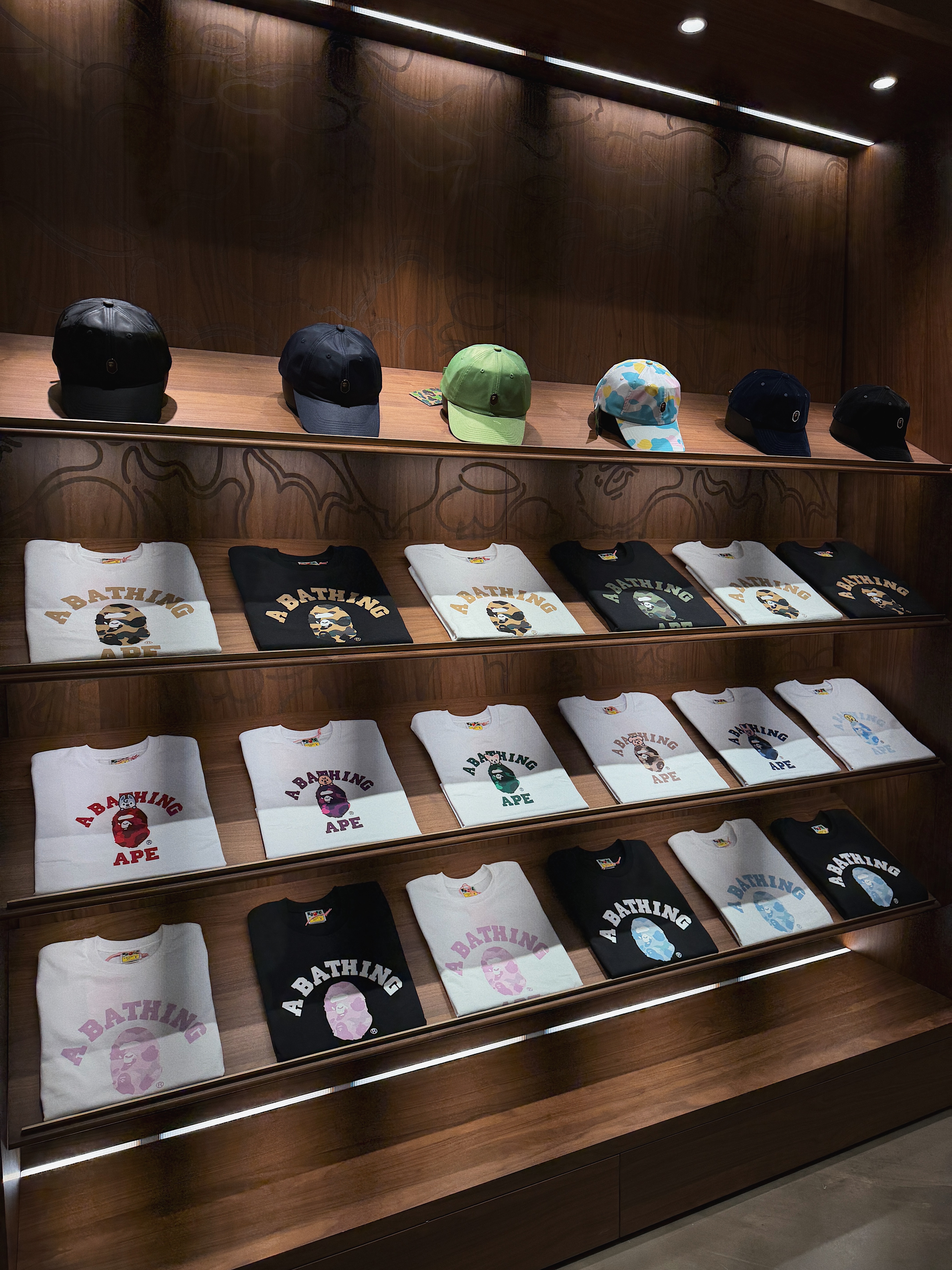 BAPE Color Camo Shark Full Zip Hoodie Red, BAPE Sta #2 White Black 착용 스타일 - 6