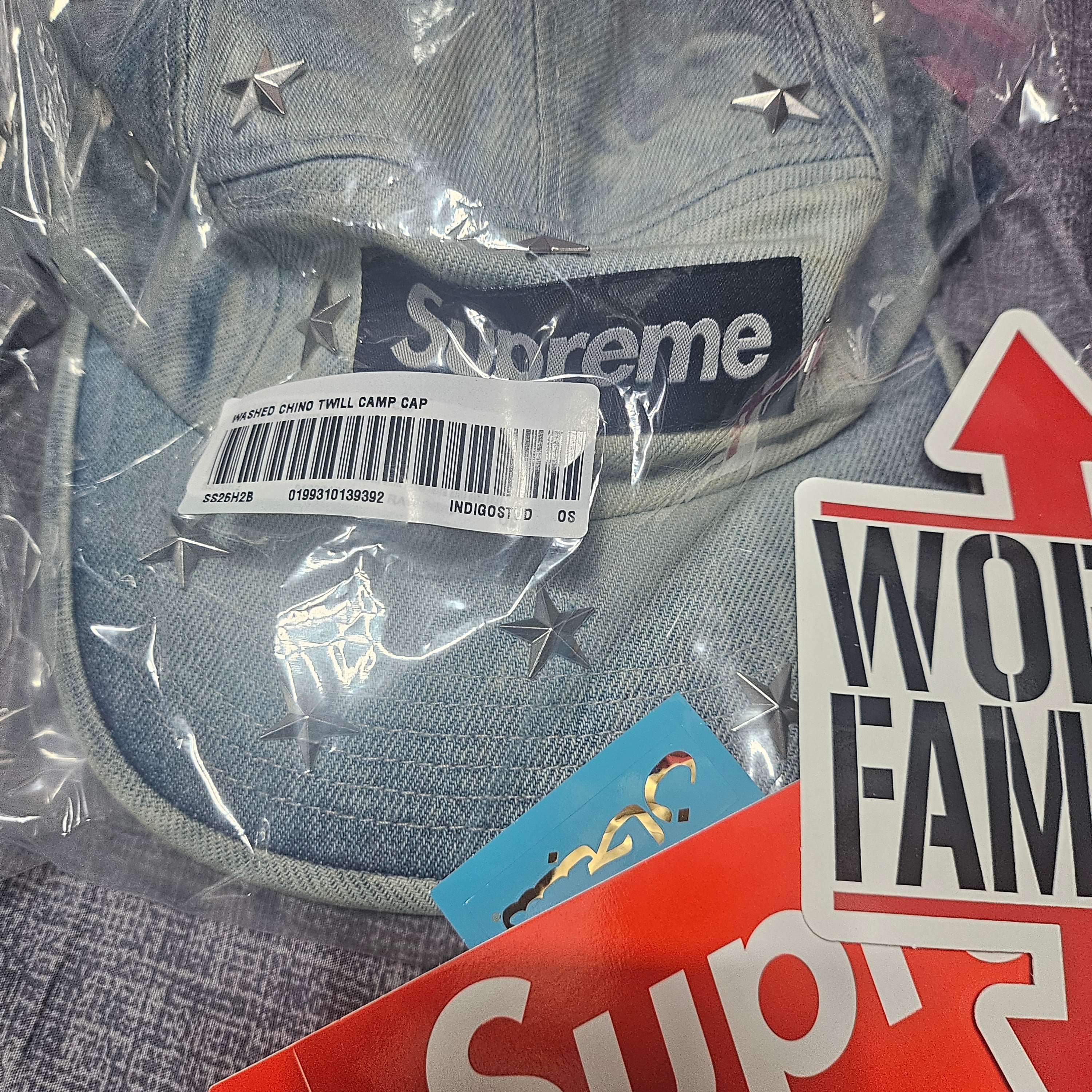 Supreme Stars Studded Denim Camp Cap Washed Indigo - 26SS 착용 스타일