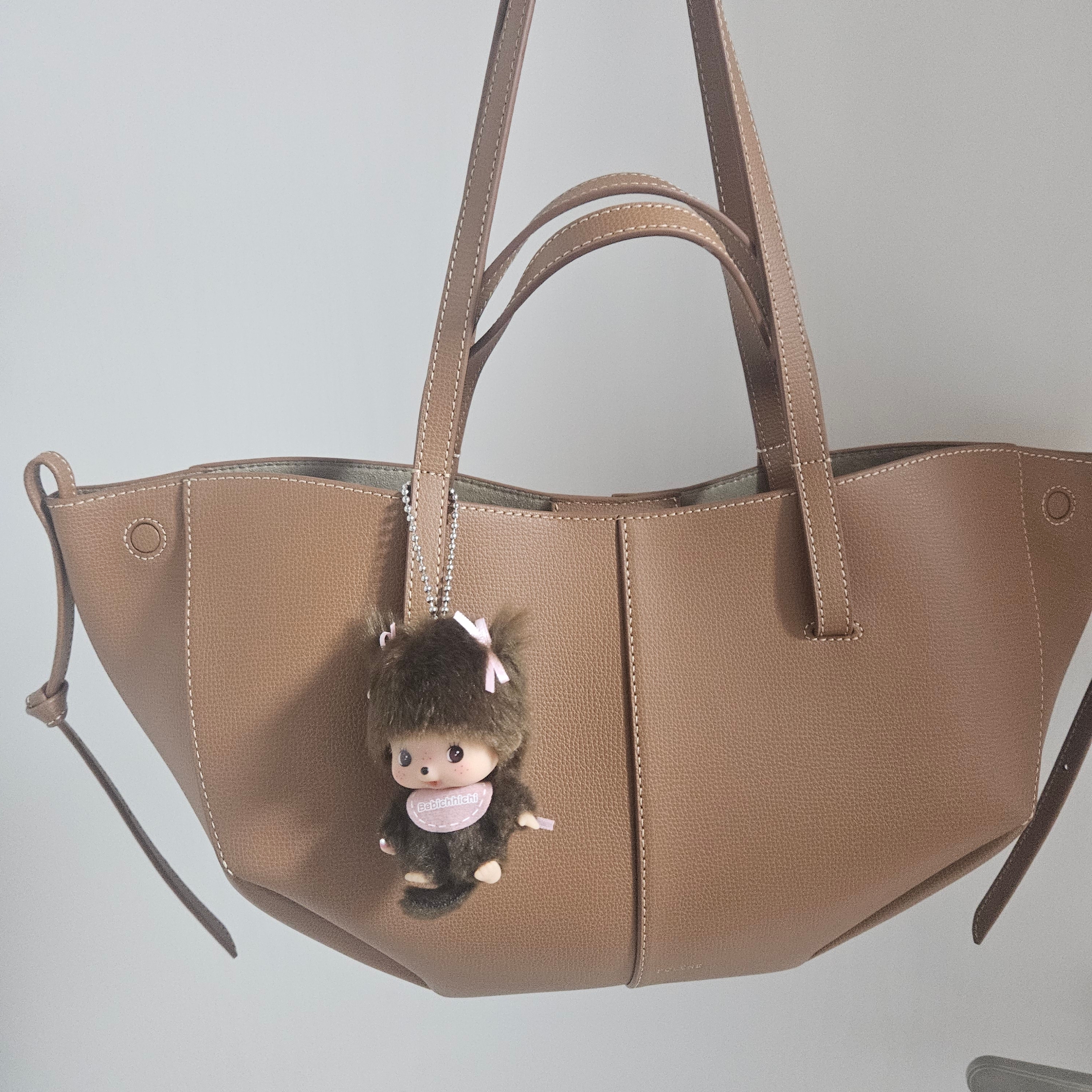 Monchhichi Bebichhichi Bighead SS Girl Key Chain Pink 착용 스타일 - 1