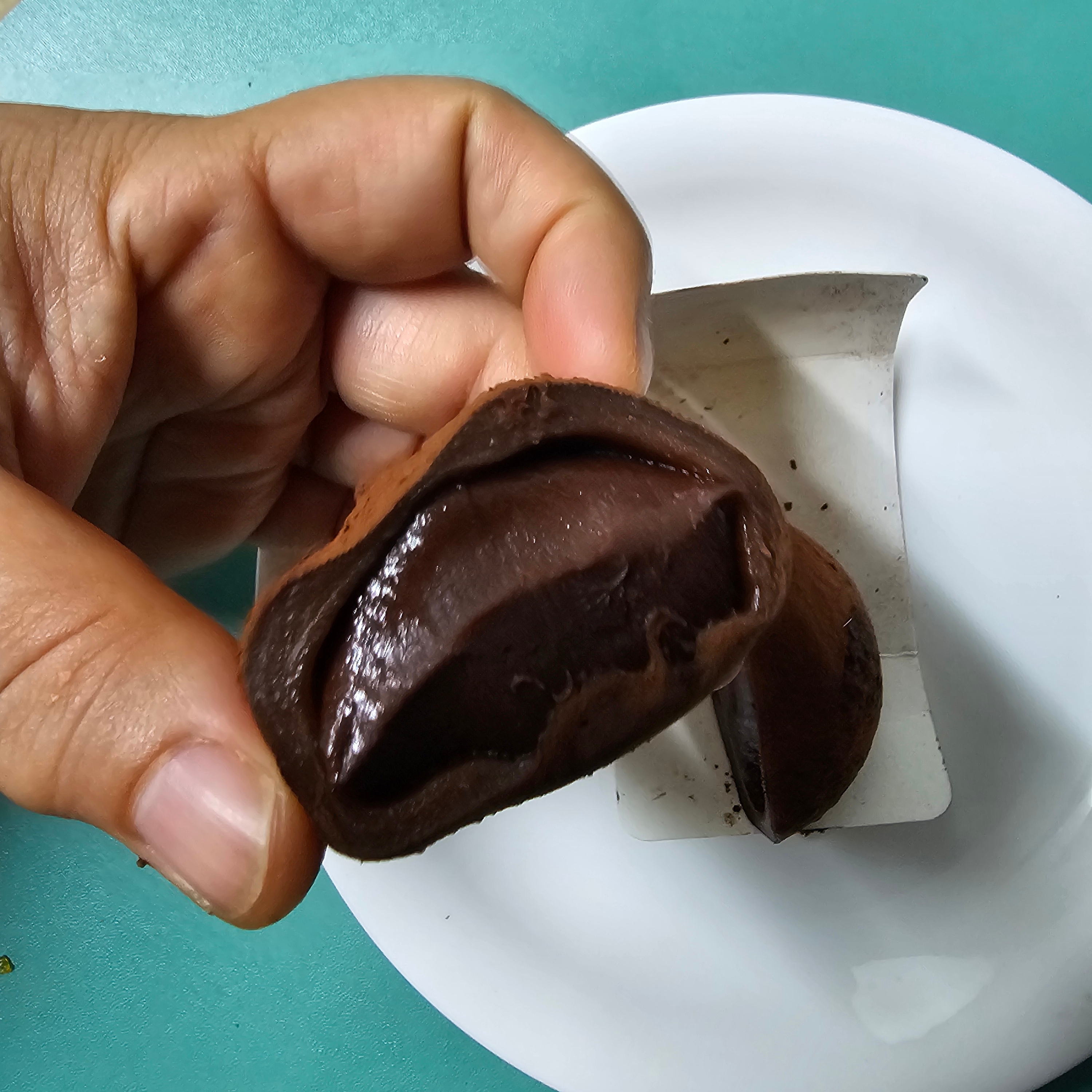 THE BAREUN TTEOK Double Chocolate Fudge Cream Tteok (60g *6EA) 1Box 착용 스타일 - 5
