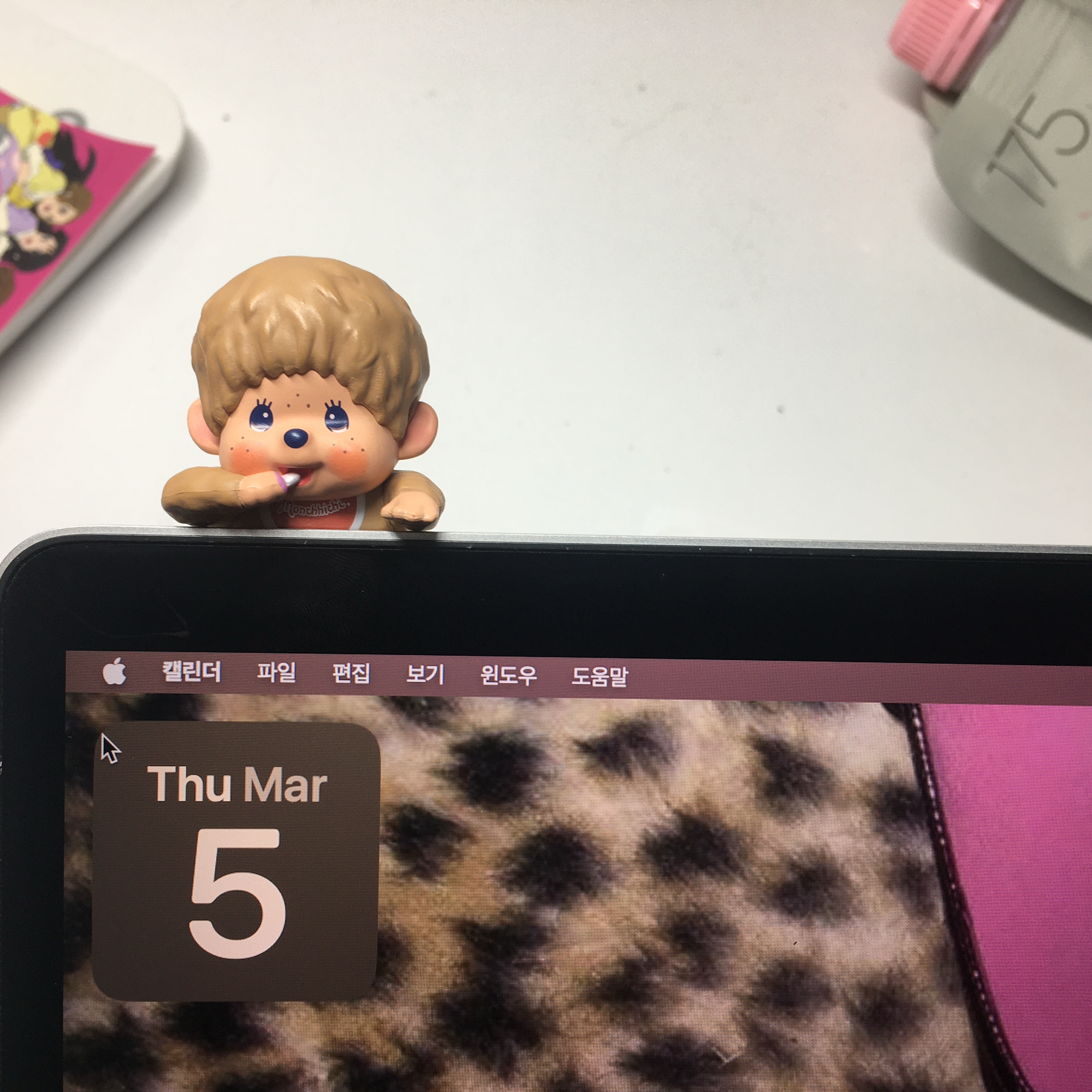 Sonny Angel x Monchhichi Hippers Sealed Case (1 Blind Boxes) 착용 스타일