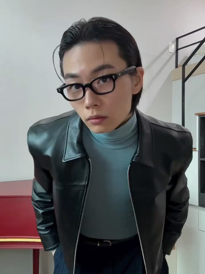 lash Ralph Black 착용 스타일