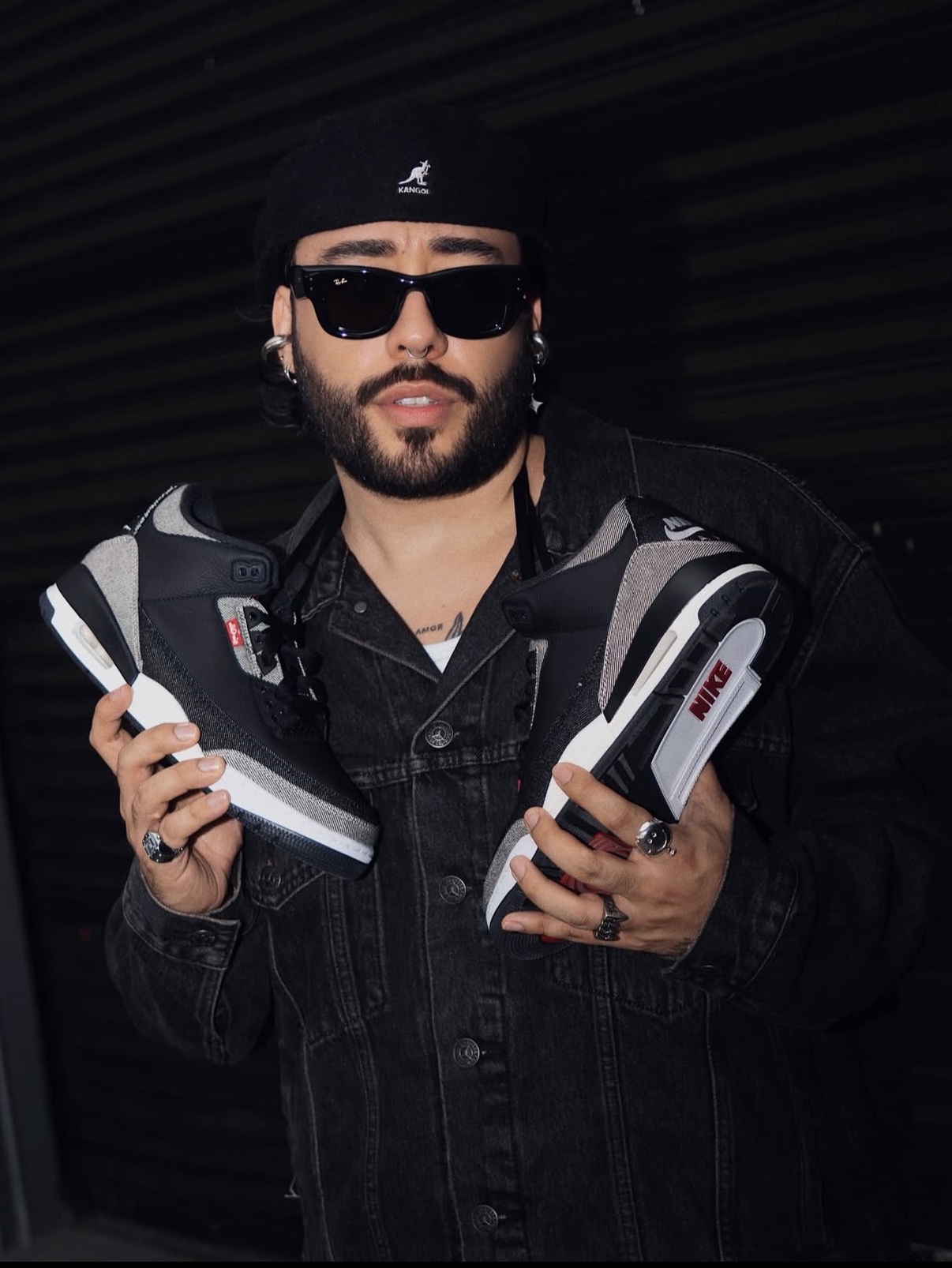 Levi's x Jordan Type III Trucker Black 착용 스타일 - 3