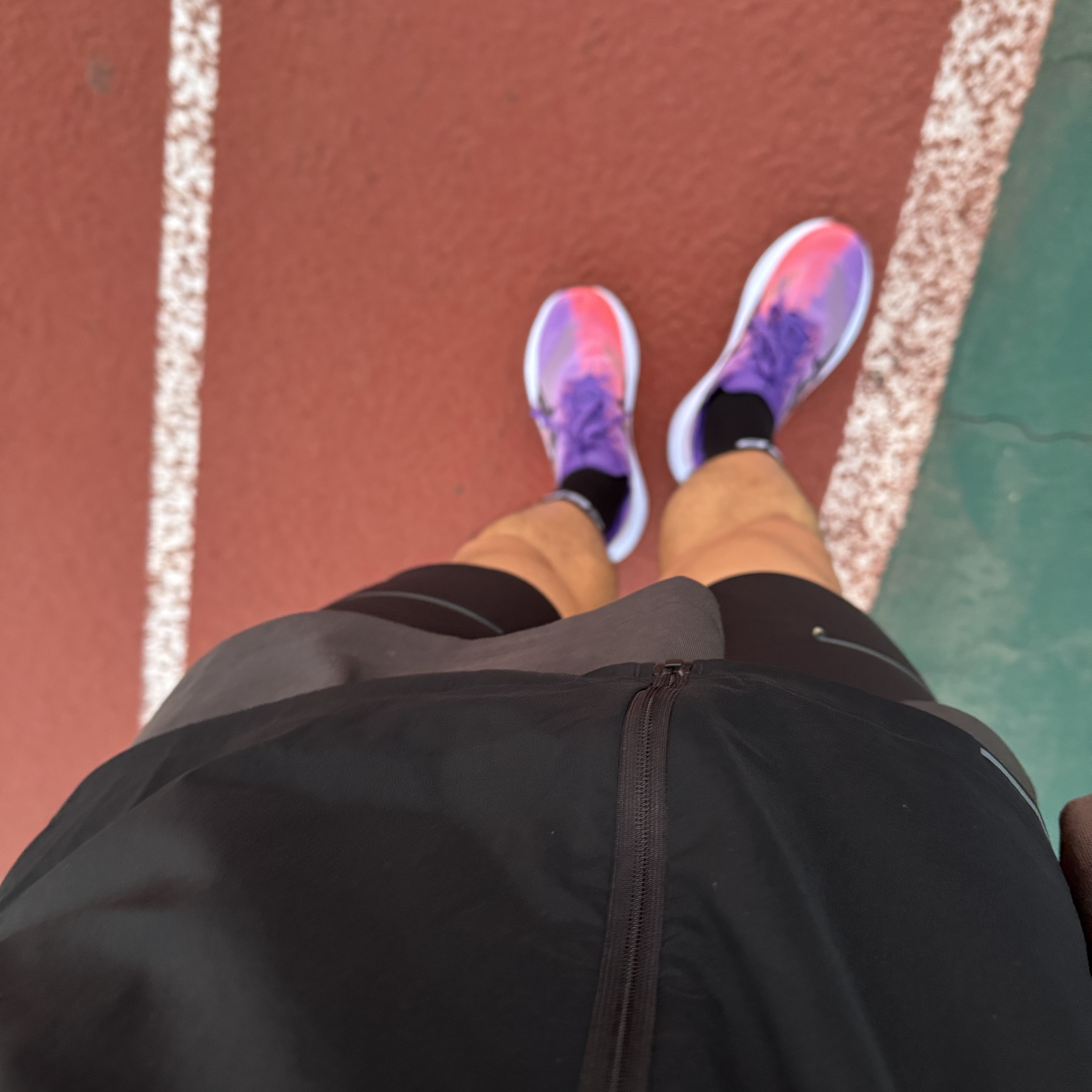 Asics Megablast Edo Purple Black 착용 스타일
