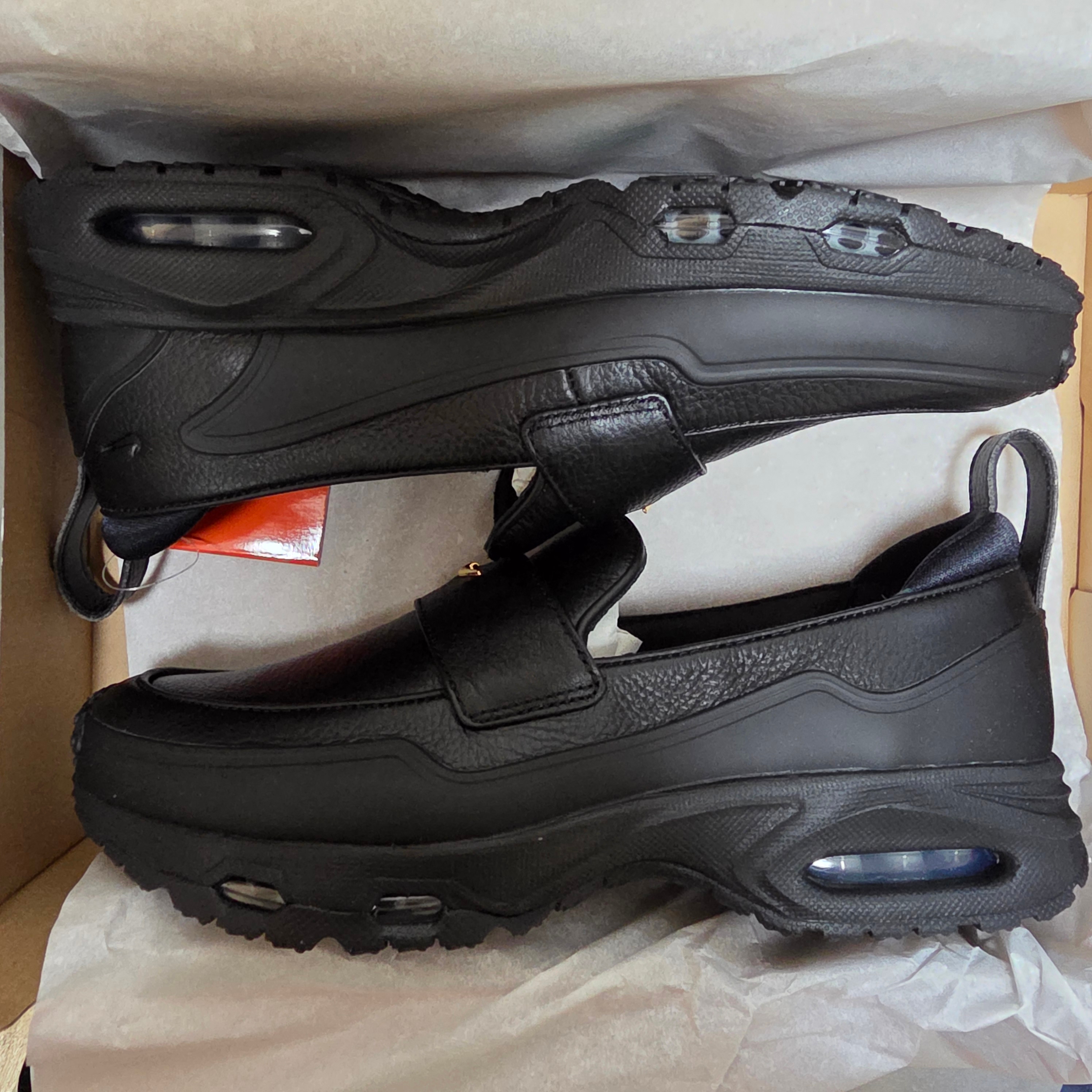 (W) Nike Air Max Phenomena Black Smoke Grey 착용 스타일