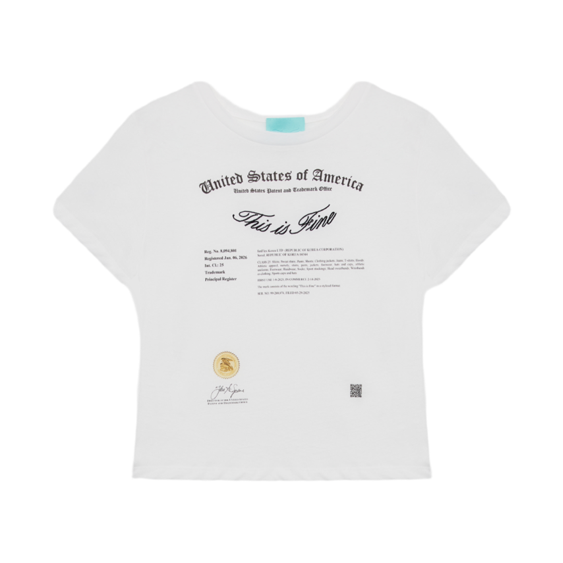 디스이즈파인 슬림 트레이드마크 티 화이트(THIS IS FINE Slim Trademark Tee White)
