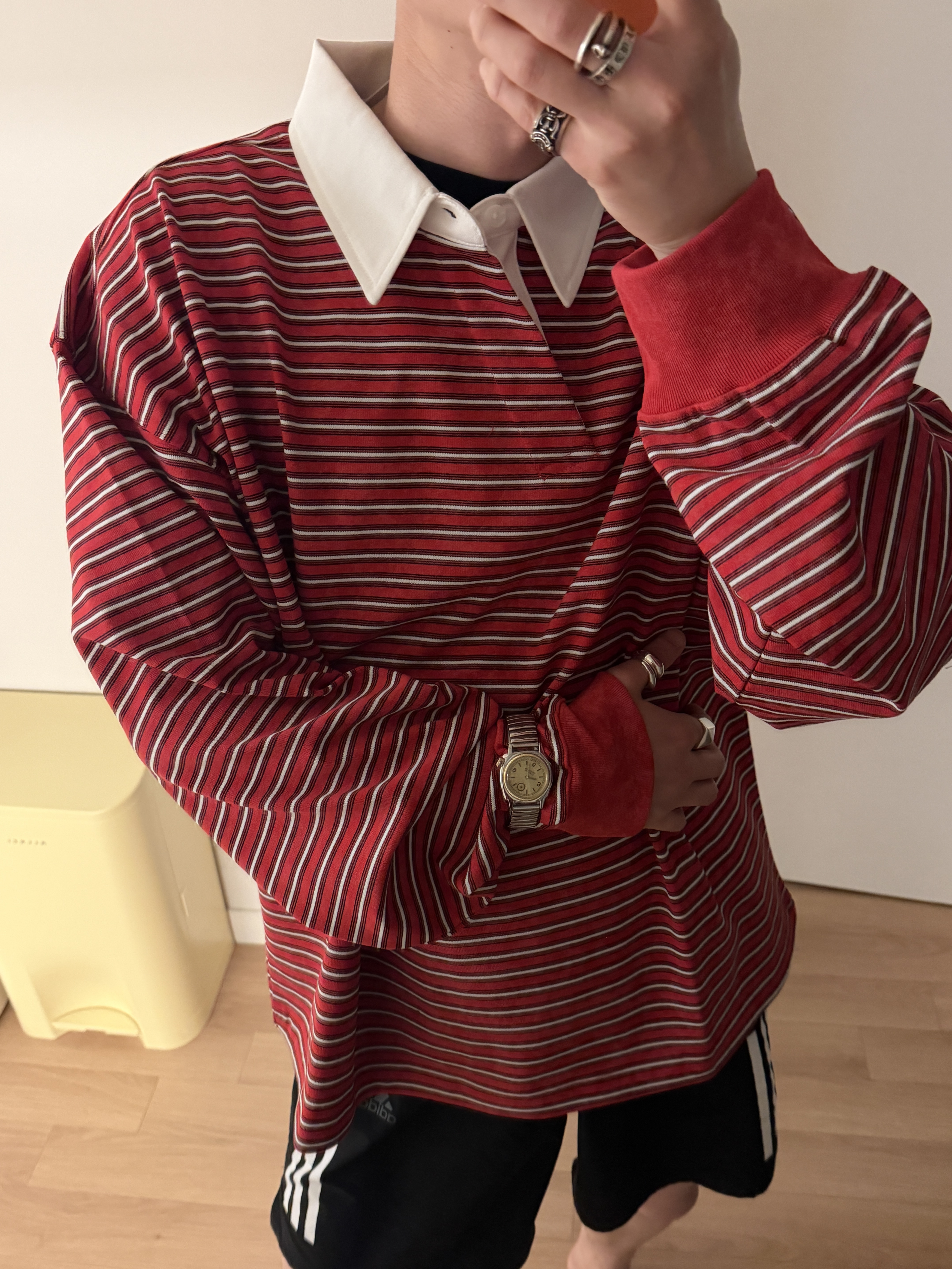 Nonnod Bias Polo Shirt Red Stripe 착용 스타일 - 4