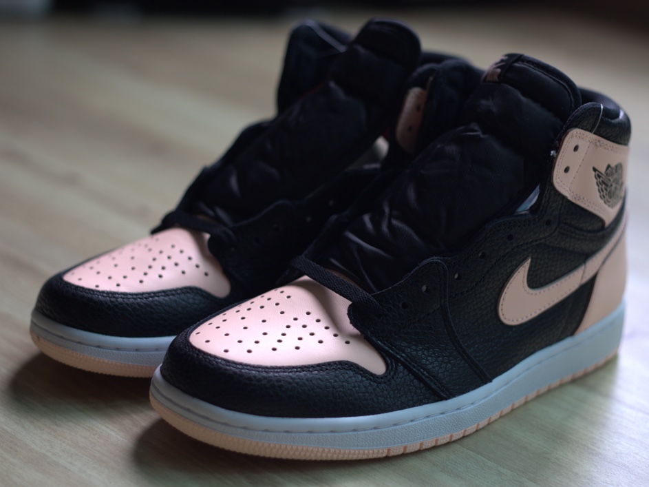 Jordan 1 Retro High OG Crimson Tint 착용 스타일
