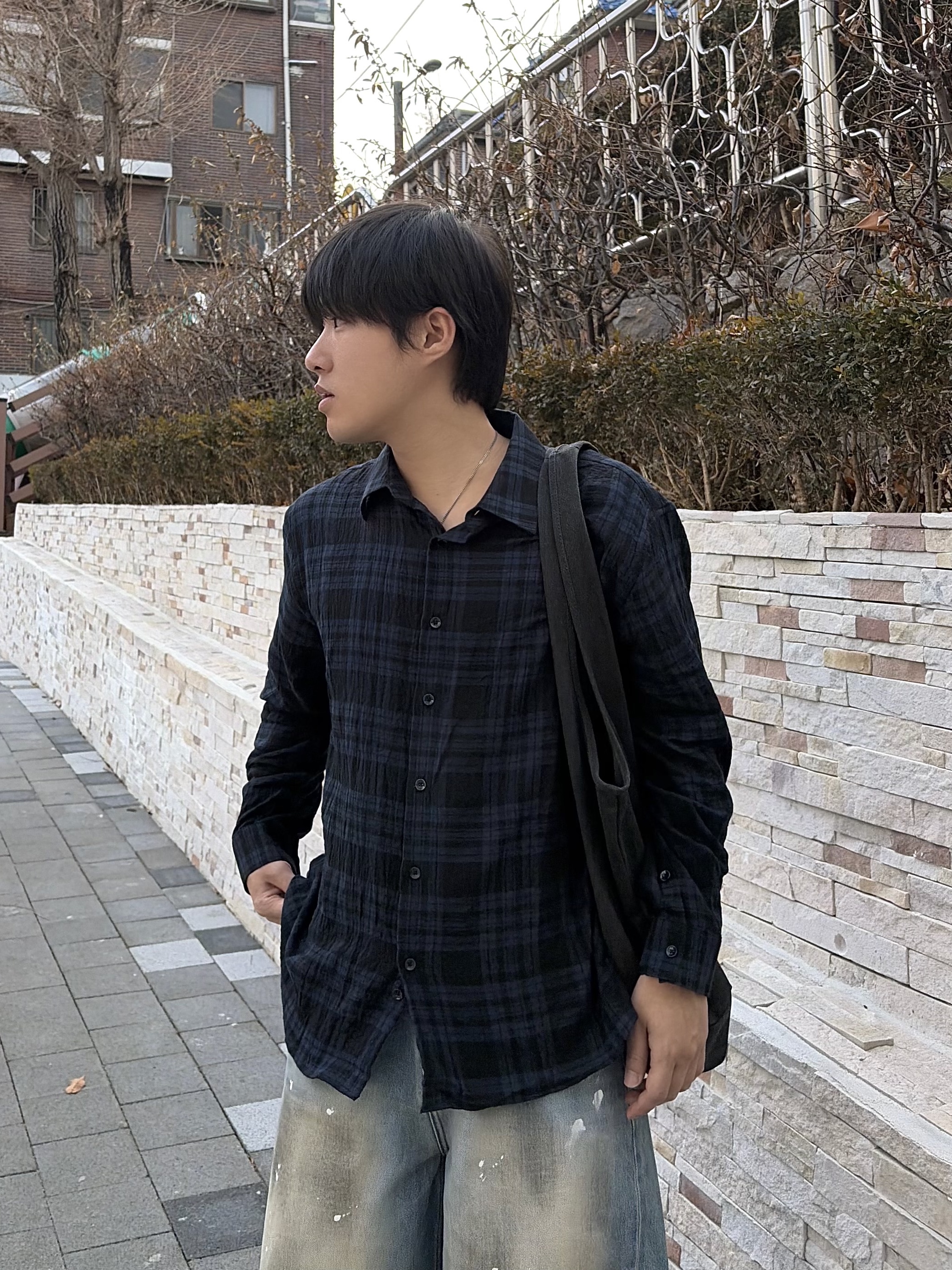 noun Wide Curved Denim Pants Painting Blue 착용 스타일 - 3