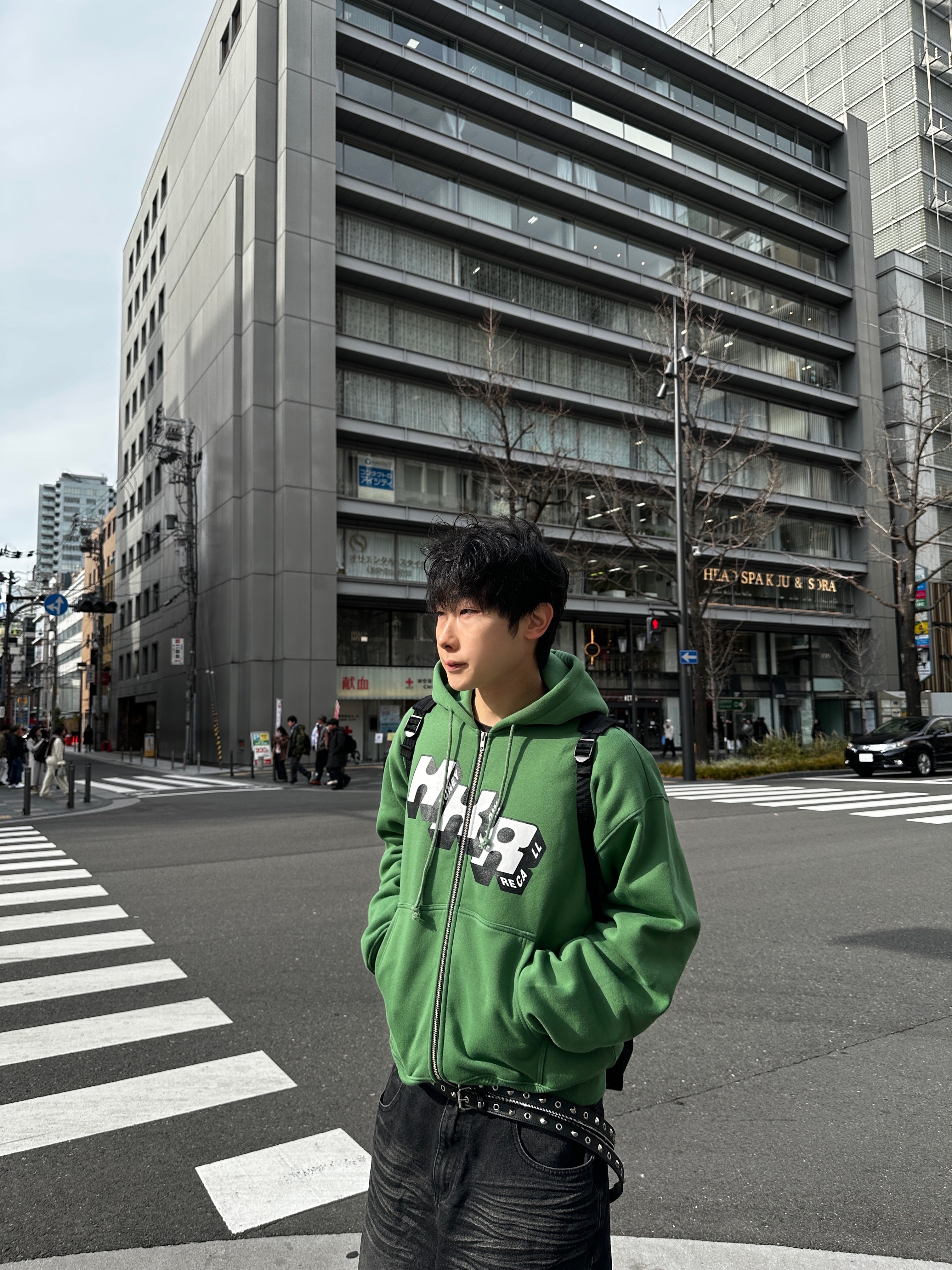 Honey Scoop House HKR Logo Zip Up Hooded Sweatshirt Green 착용 스타일 - 2