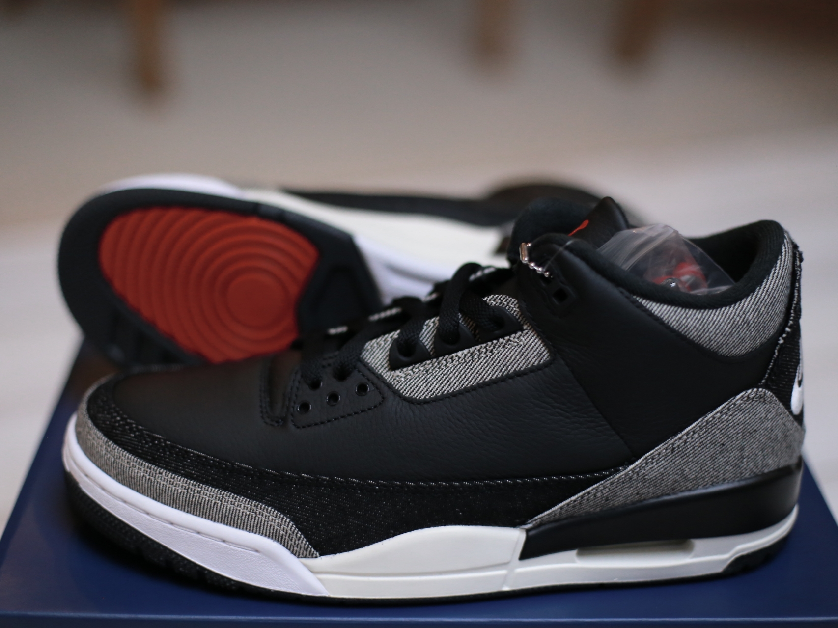 Jordan 3 x Levi’s Black and White 착용 스타일 - 4