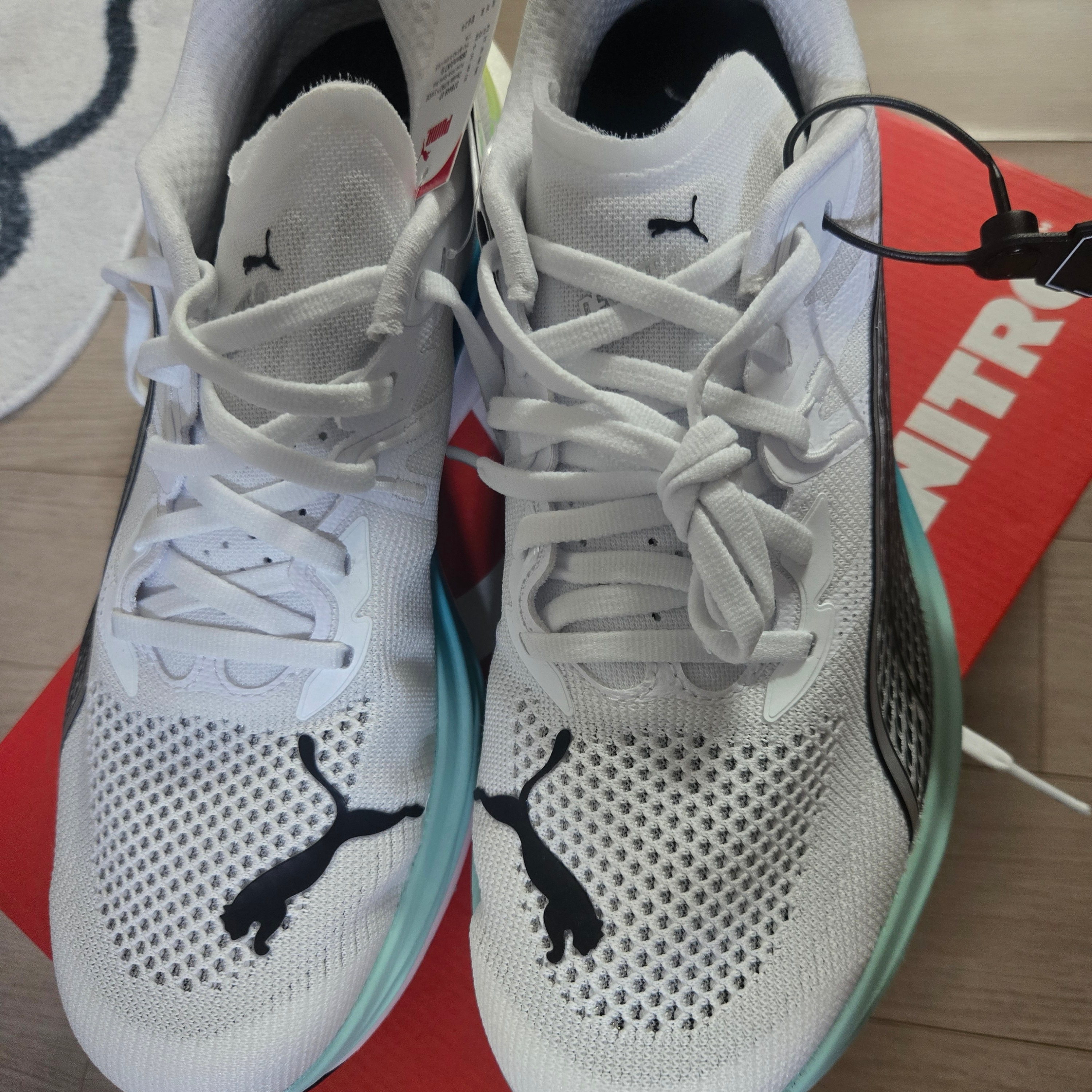 Puma Deviate Nitro 3 Wide White Speed Blue 착용 스타일