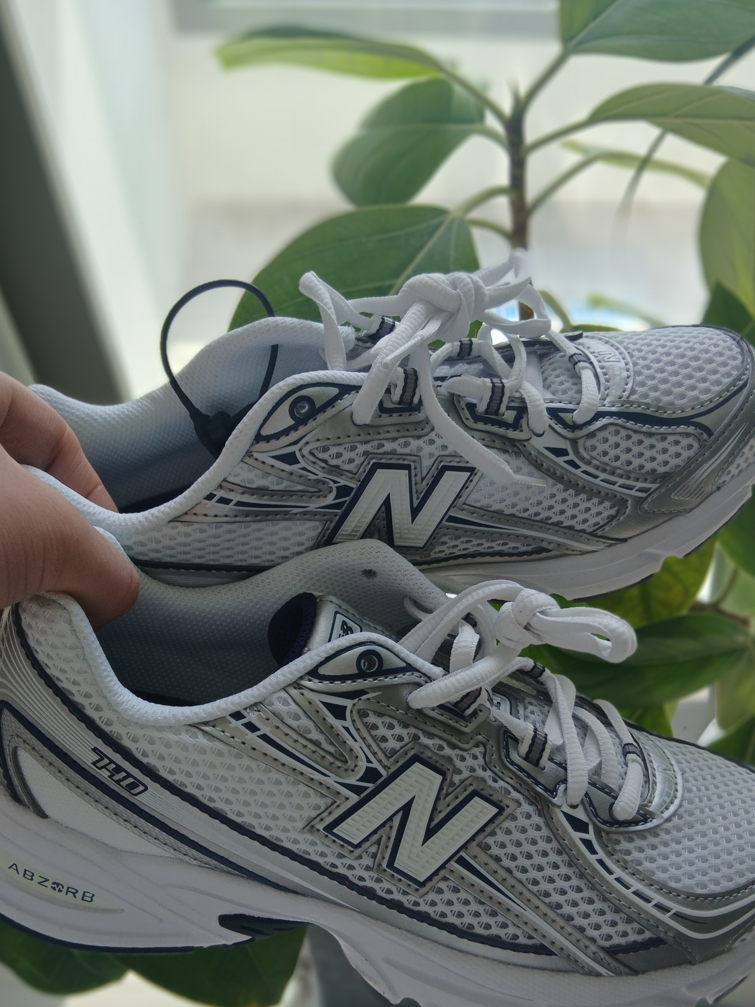 New Balance 740v2 Nb Navy White, Arc'teryx Kragg Cotton Heatmap LS T-Shirt White Light Multi 착용 스타일 - 2